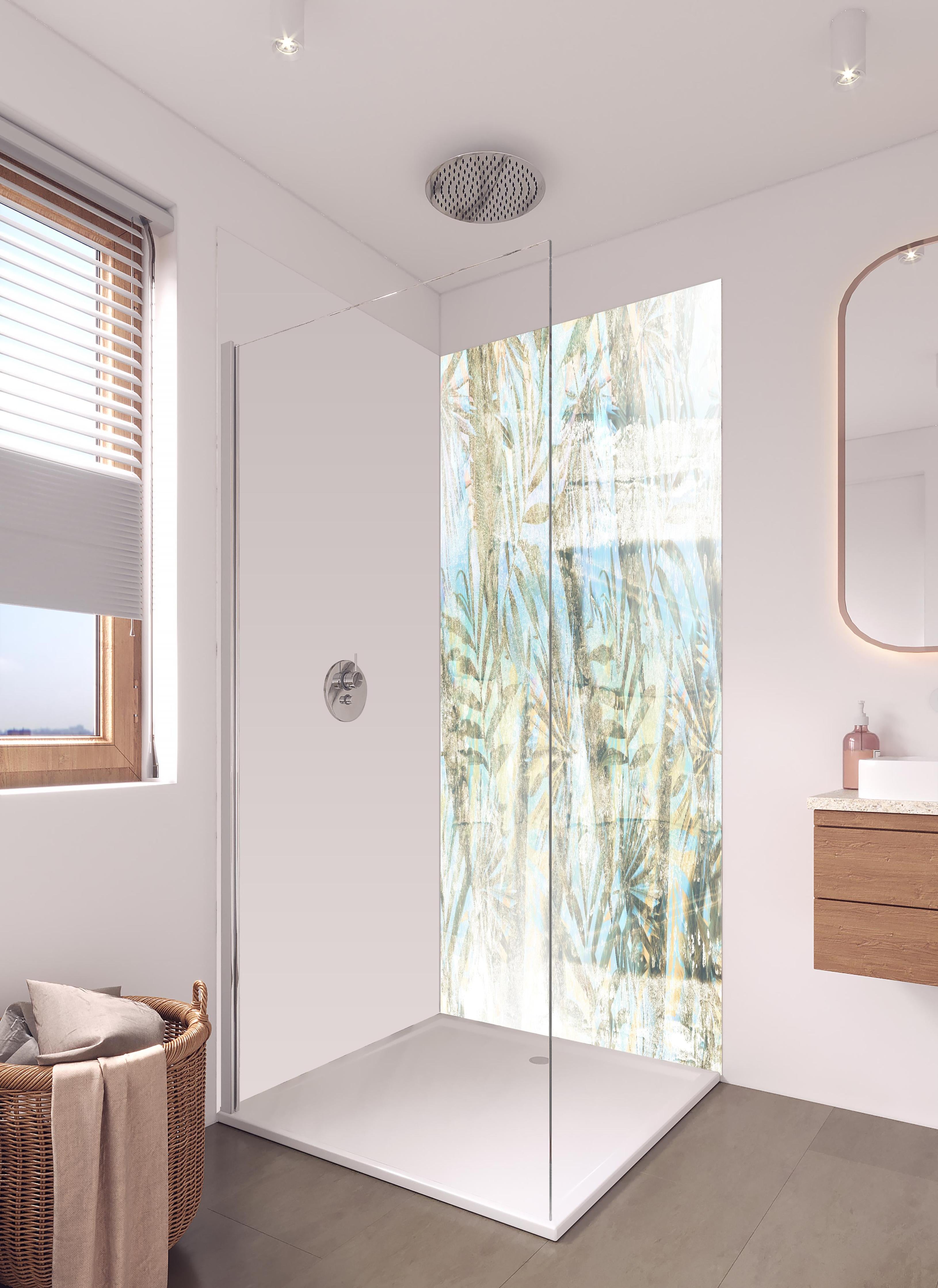 Duschrückwand - Dschungel Portrait in hellem Badezimmer mit Regenduschkopf - zweiteilige Eck-Duschrückwand
