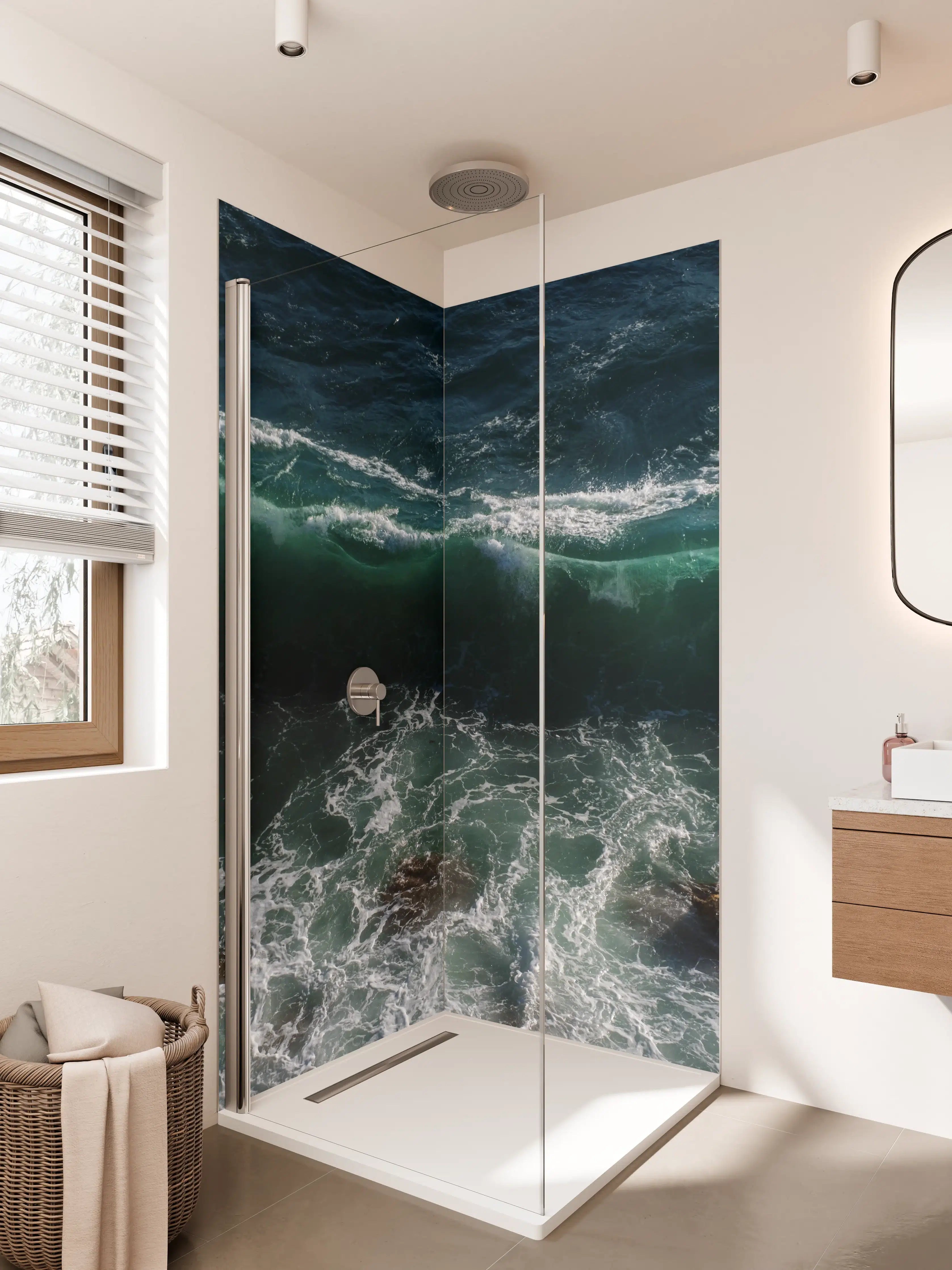 Duschrückwand - Dunkle Meereswellen mit Gischt