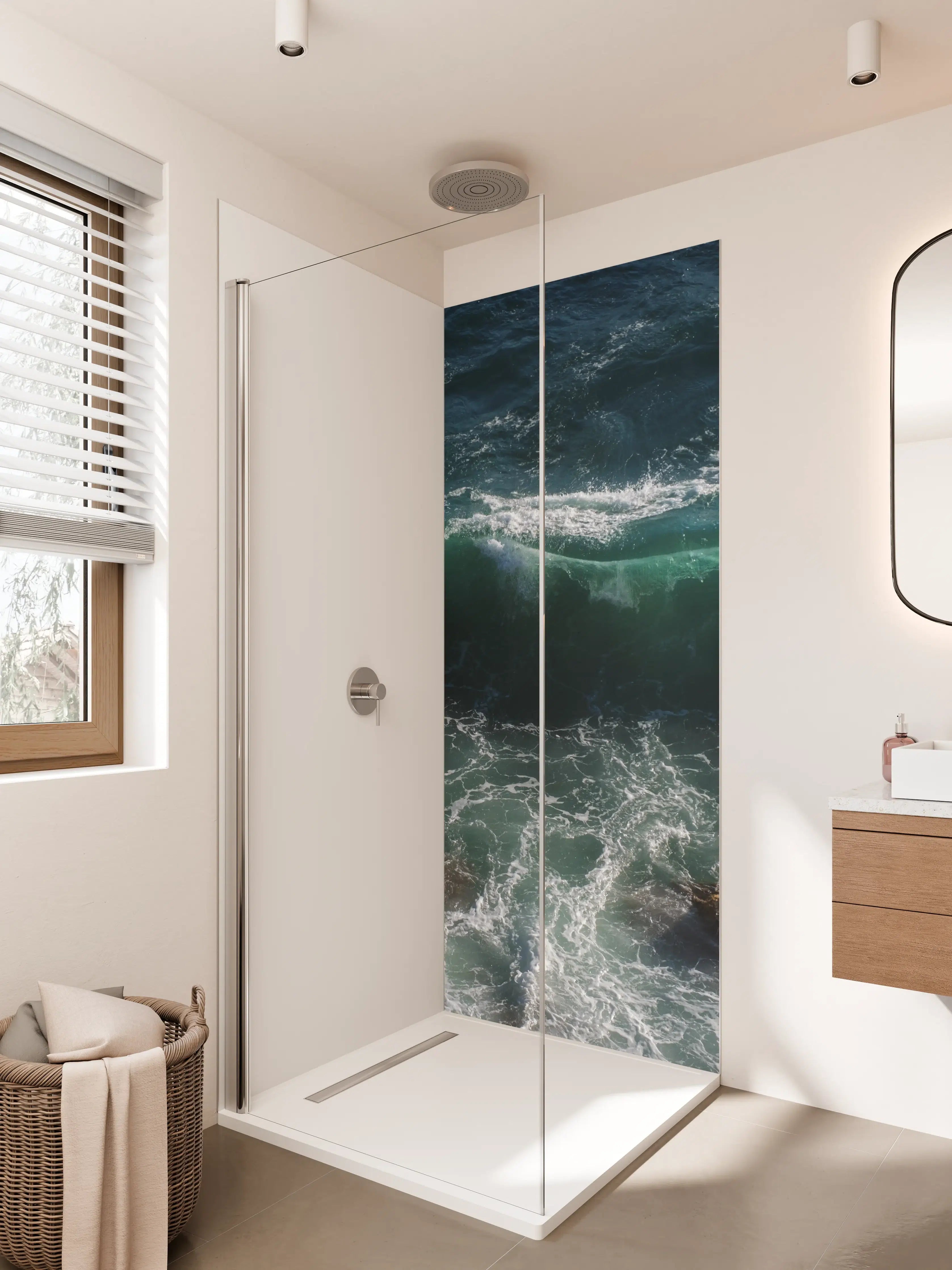 Duschrückwand - Dunkle Meereswellen mit Gischt