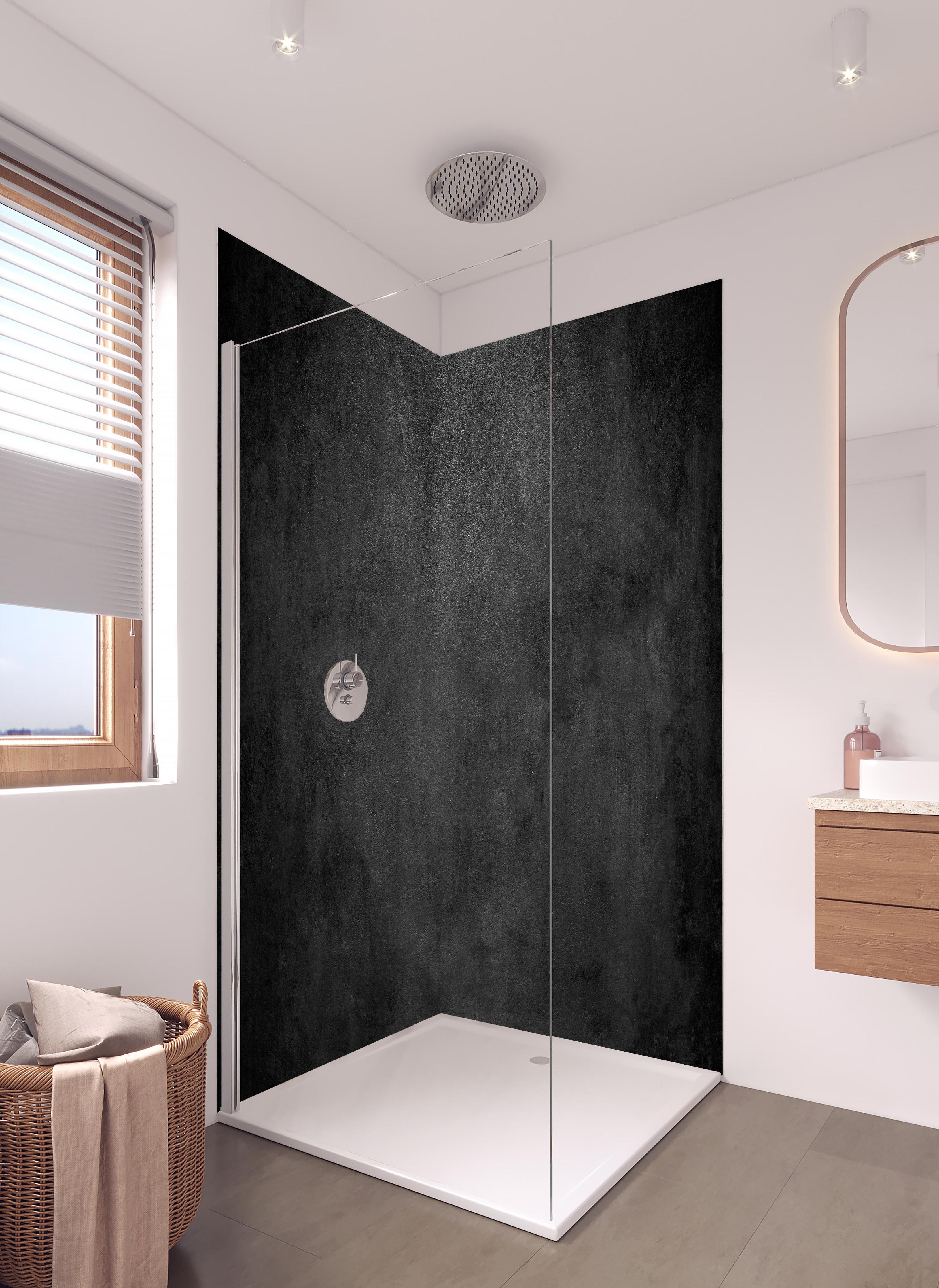 Duschrückwand - Dunkler Schiefer Textur in hellem Badezimmer mit Regenduschkopf - zweiteilige Eck-Duschrückwand