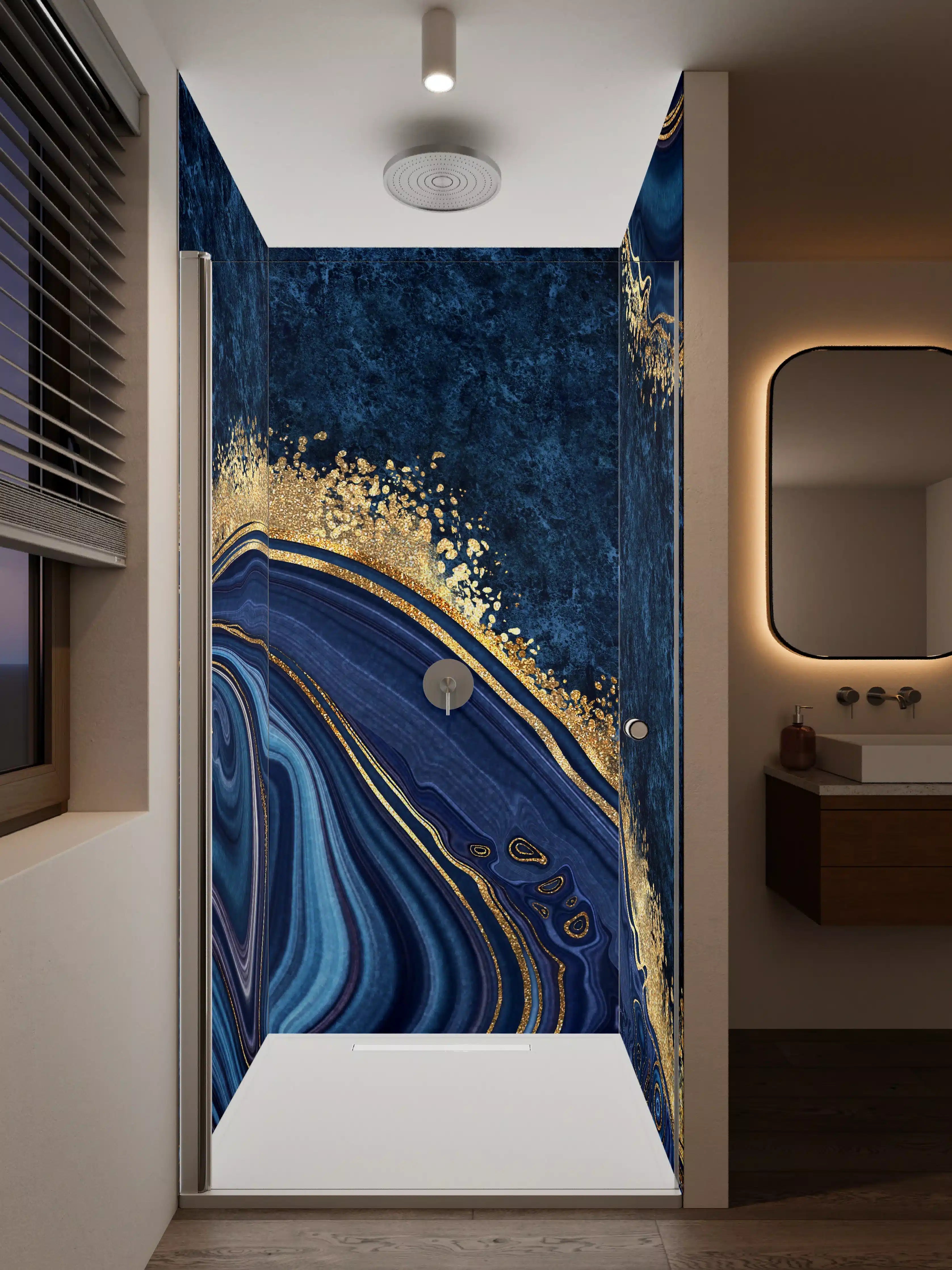 Duschrückwand - Luxuriöse blaue Marmor-Textur mit Goldakzenten