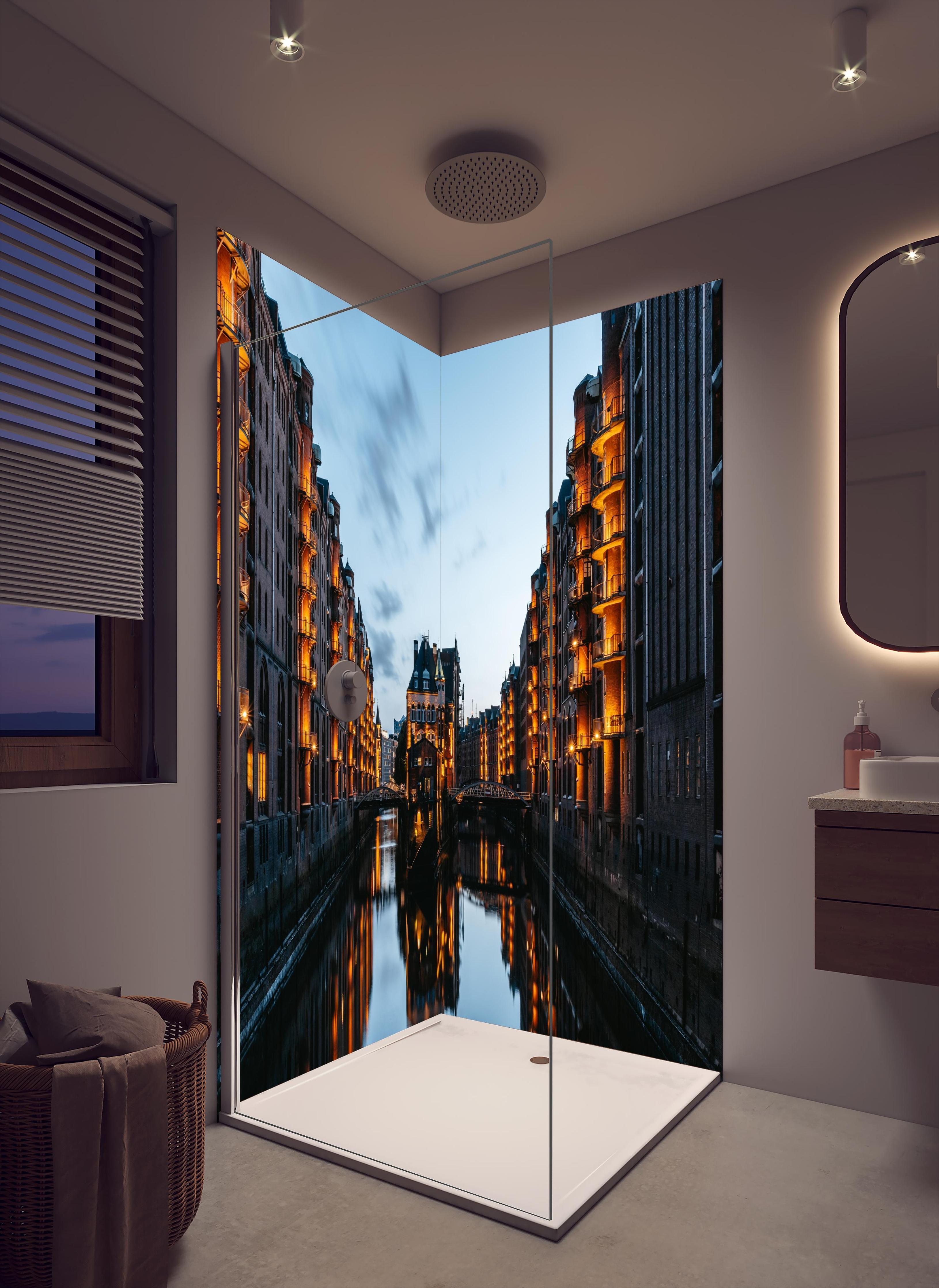 Duschrückwand - Ausblick von der Poggenmühlenbrücke - Hamburg in cremefarbenem Badezimmer mit Regenduschkopf