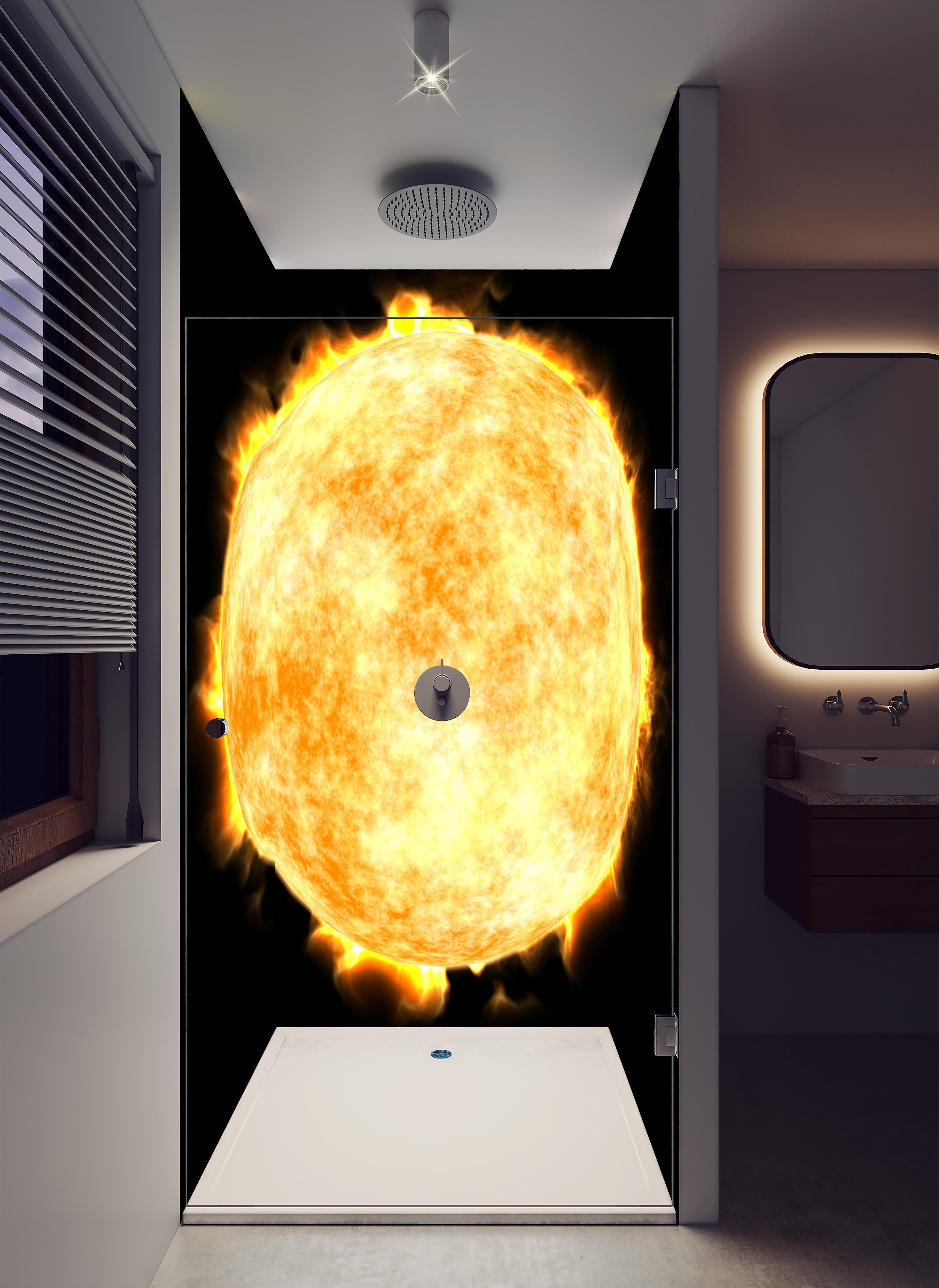 Duschrückwand - Sonne auf Schwarzem Hintergrund in luxuriöser Dusche mit Regenduschkopf