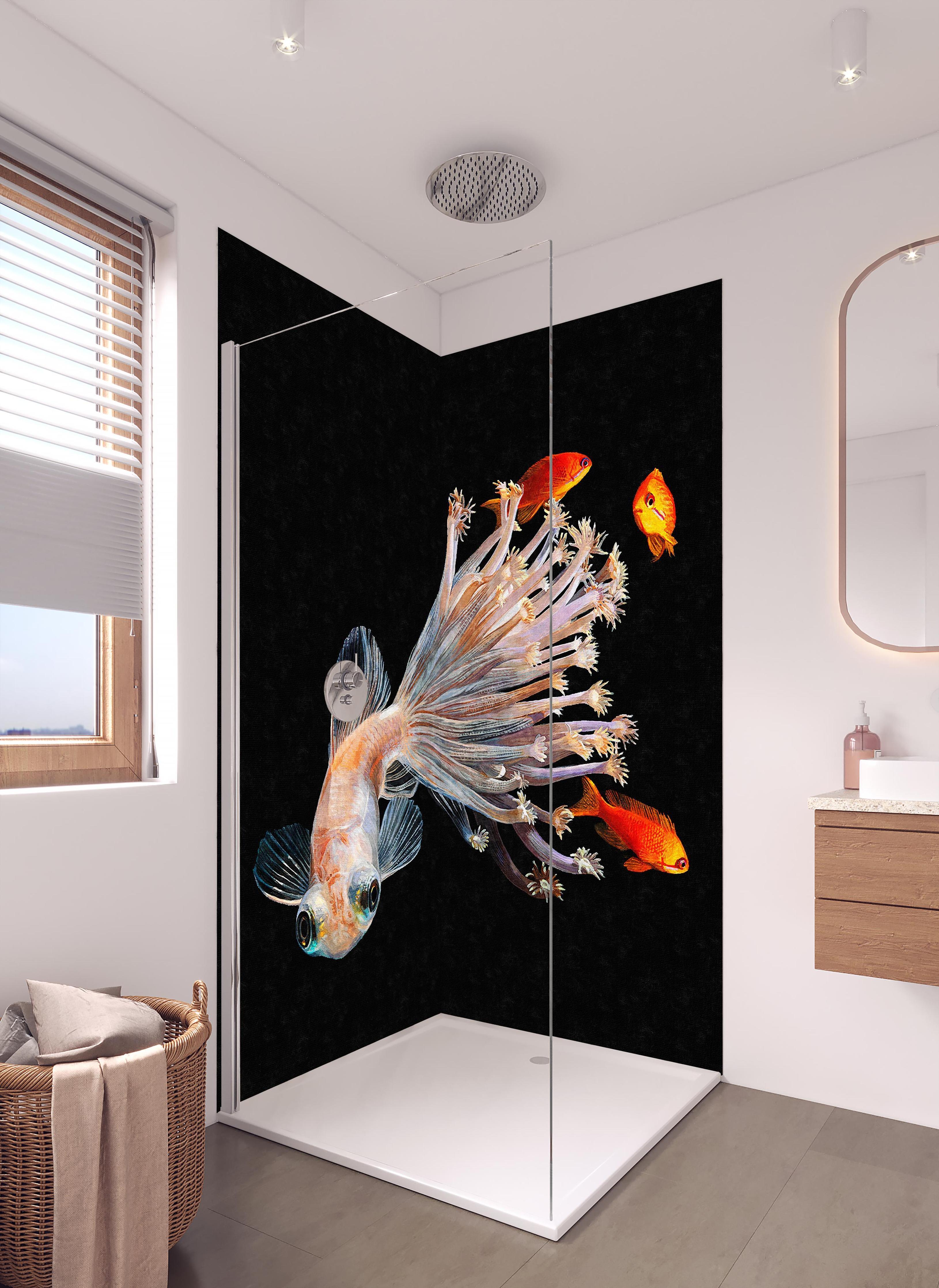 Duschrückwand - Fisch verschmolzen mit Korallen in hellem Badezimmer mit Regenduschkopf - zweiteilige Eck-Duschrückwand