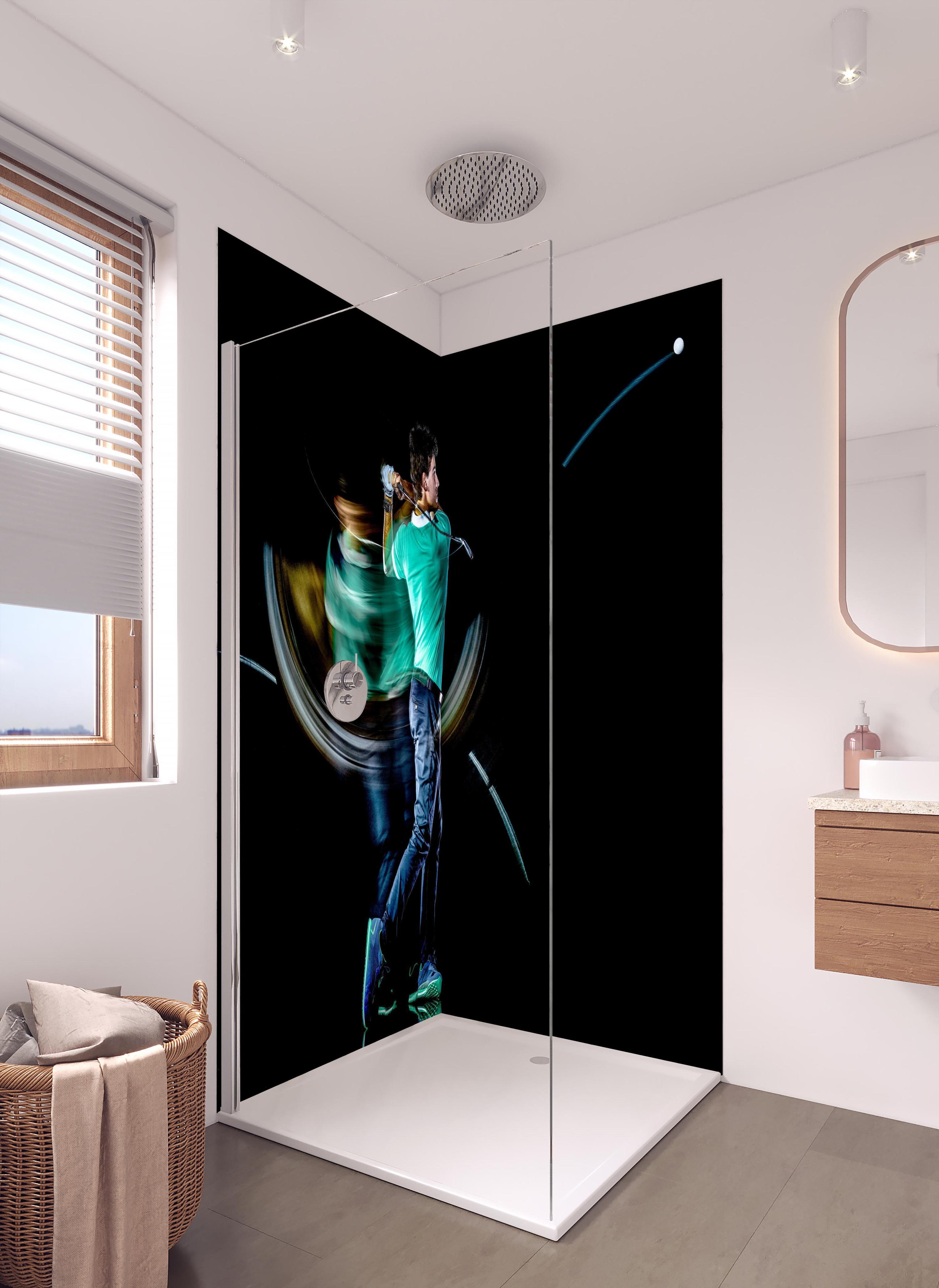 Duschrückwand - Männlicher Golfer auf Schwarzem Hintergrund in hellem Badezimmer mit Regenduschkopf - zweiteilige Eck-Duschrückwand