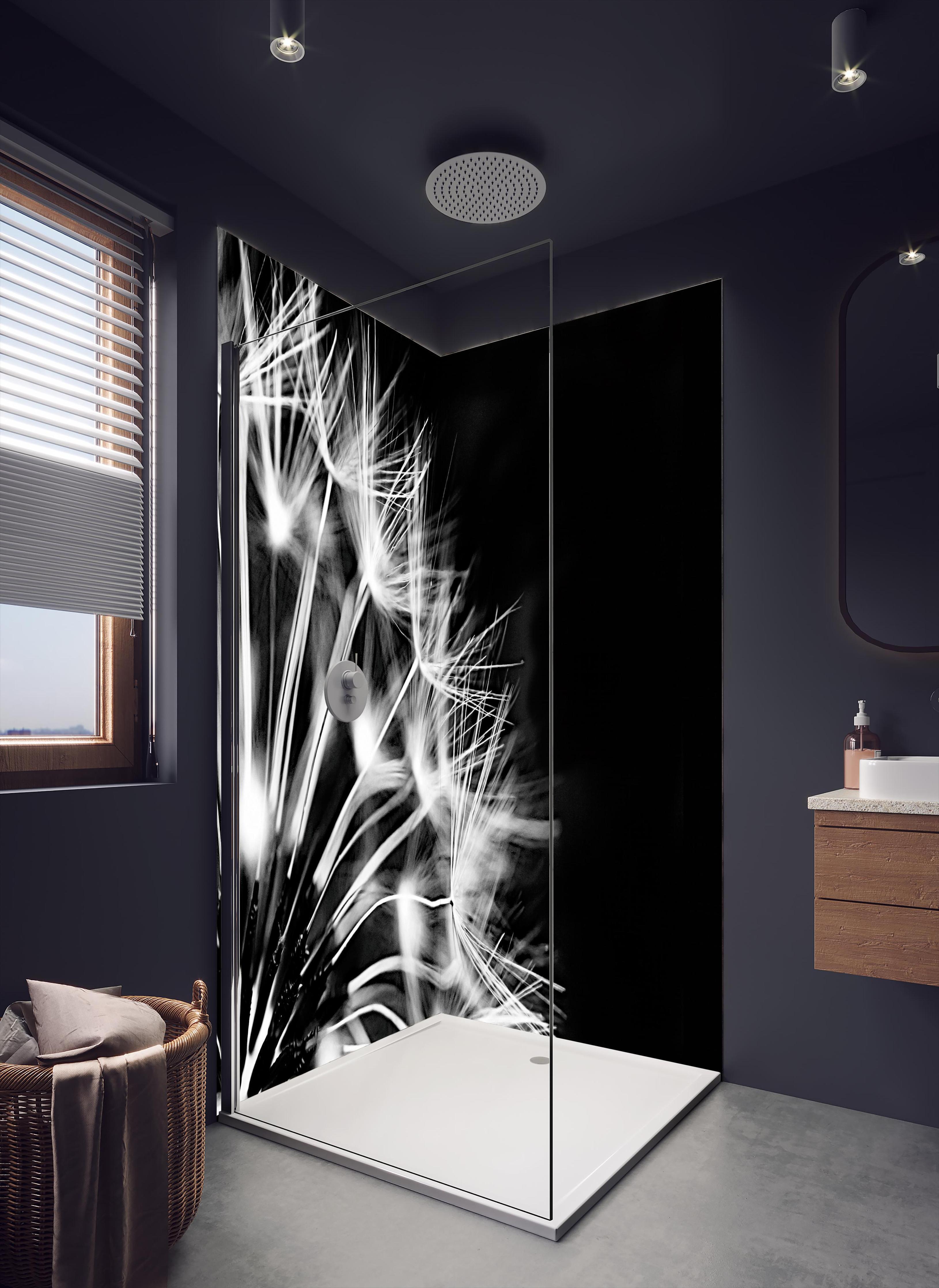Duschrückwand - Pusteblumen schwarz-weiß Hintergrund in dunklem Badezimmer mit Regenduschkopf