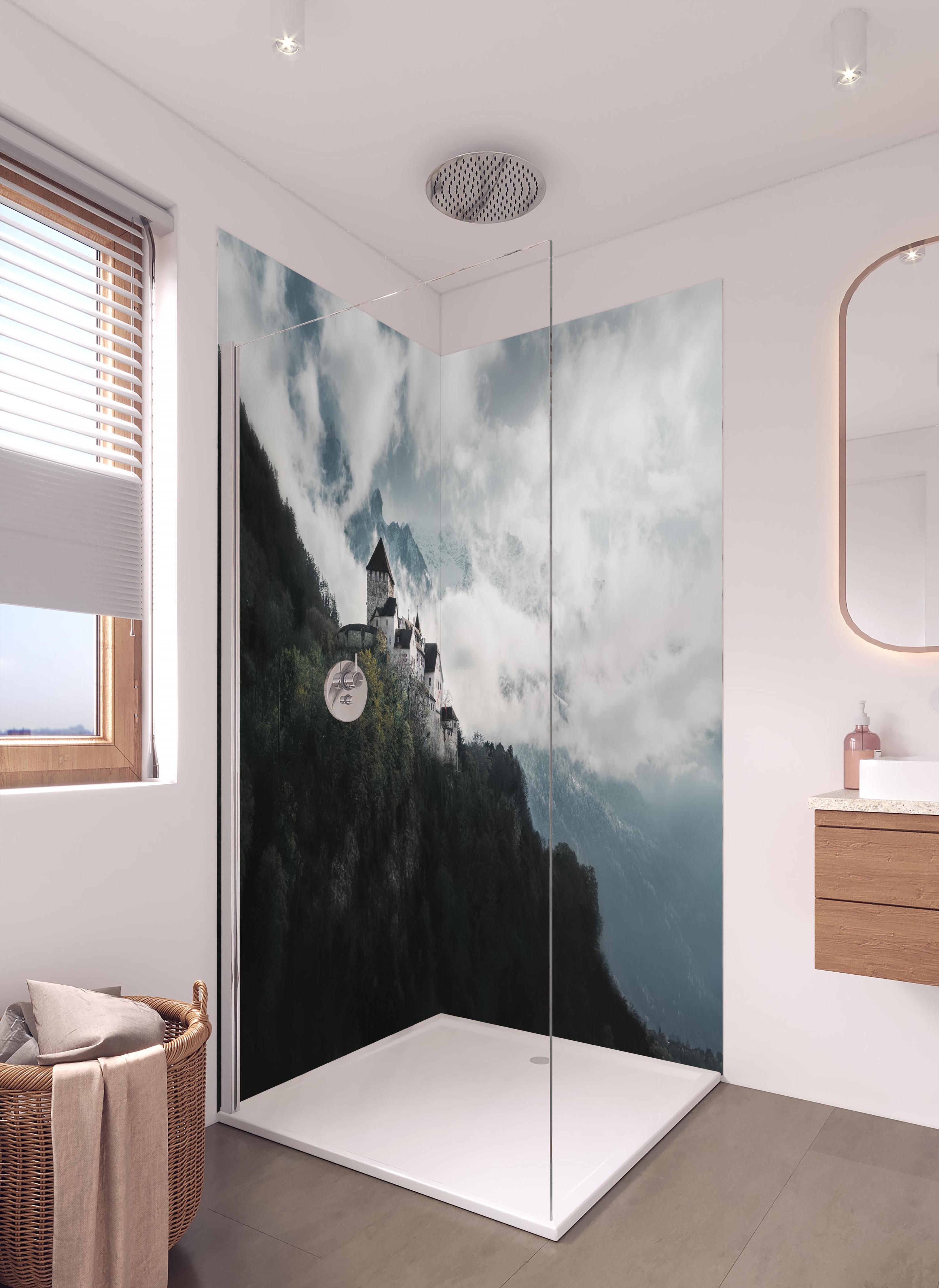 Duschrückwand - herausragendes Schloss Vaduz in hellem Badezimmer mit Regenduschkopf - zweiteilige Eck-Duschrückwand