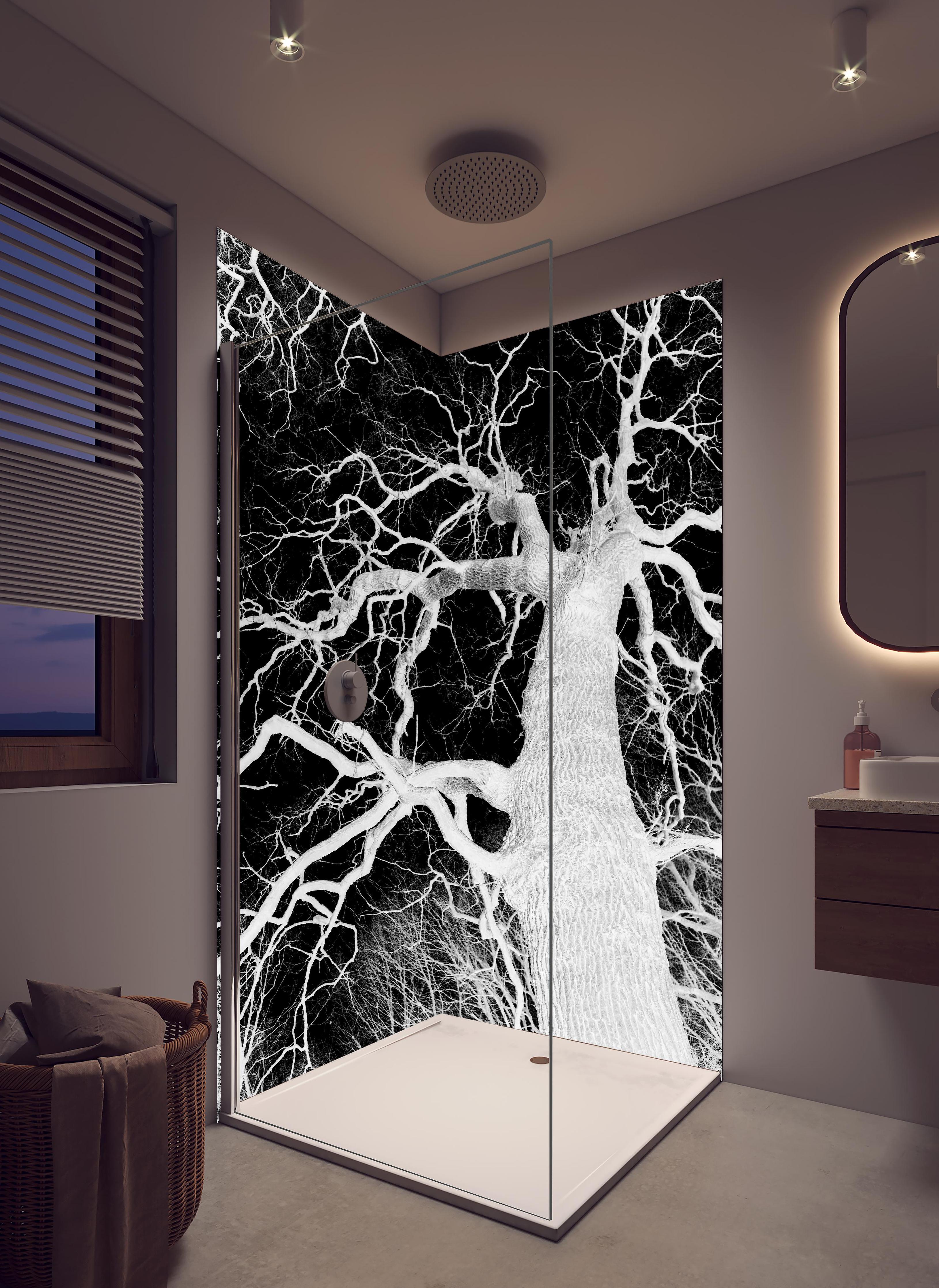 Duschrückwand - Eichenbaum schwarz, weiß im Winter in hellem Badezimmer mit Regenduschkopf - zweiteilige Eck-Duschrückwand