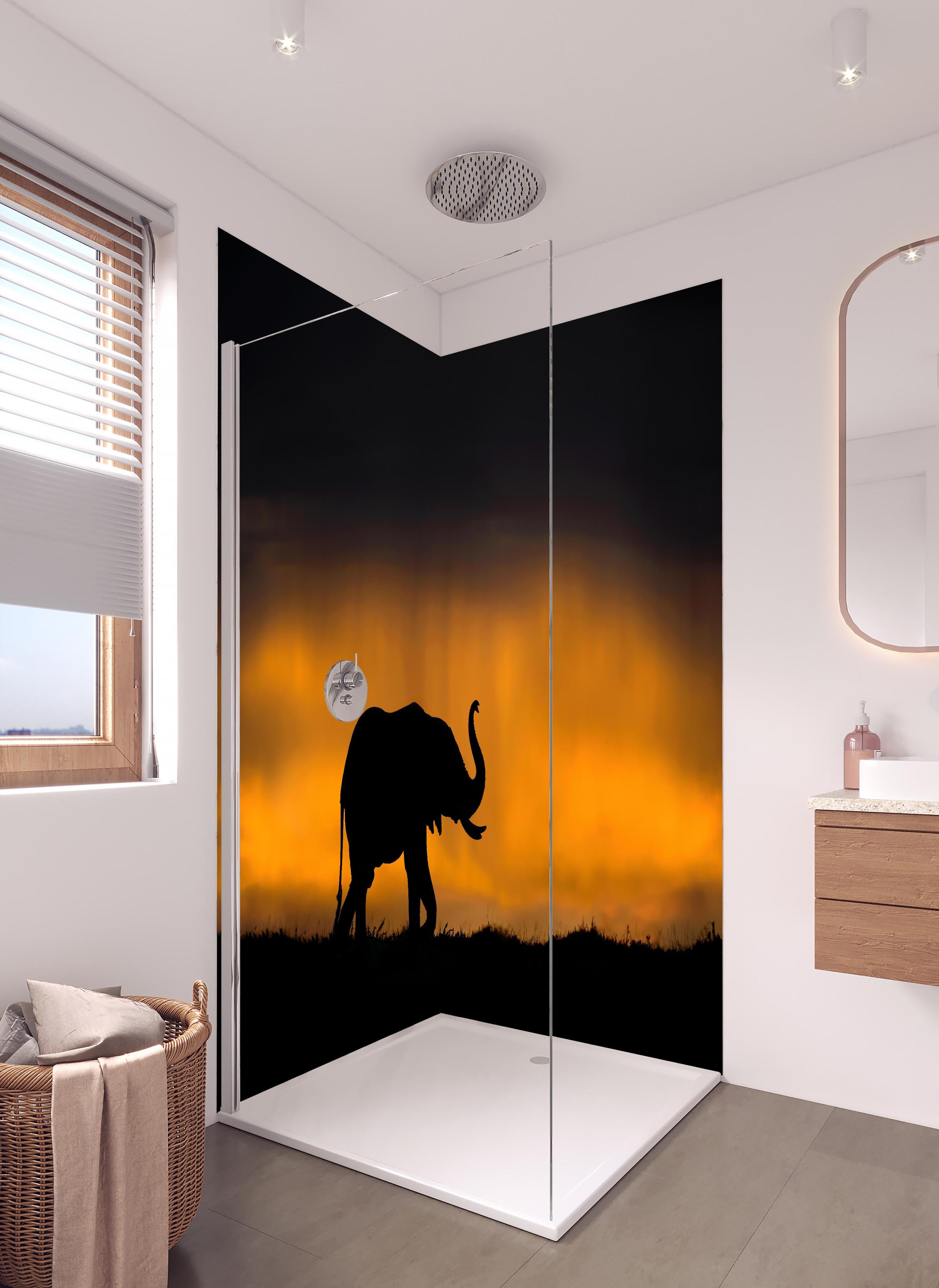 Duschrückwand - Elefant im Sturm in hellem Badezimmer mit Regenduschkopf - zweiteilige Eck-Duschrückwand
