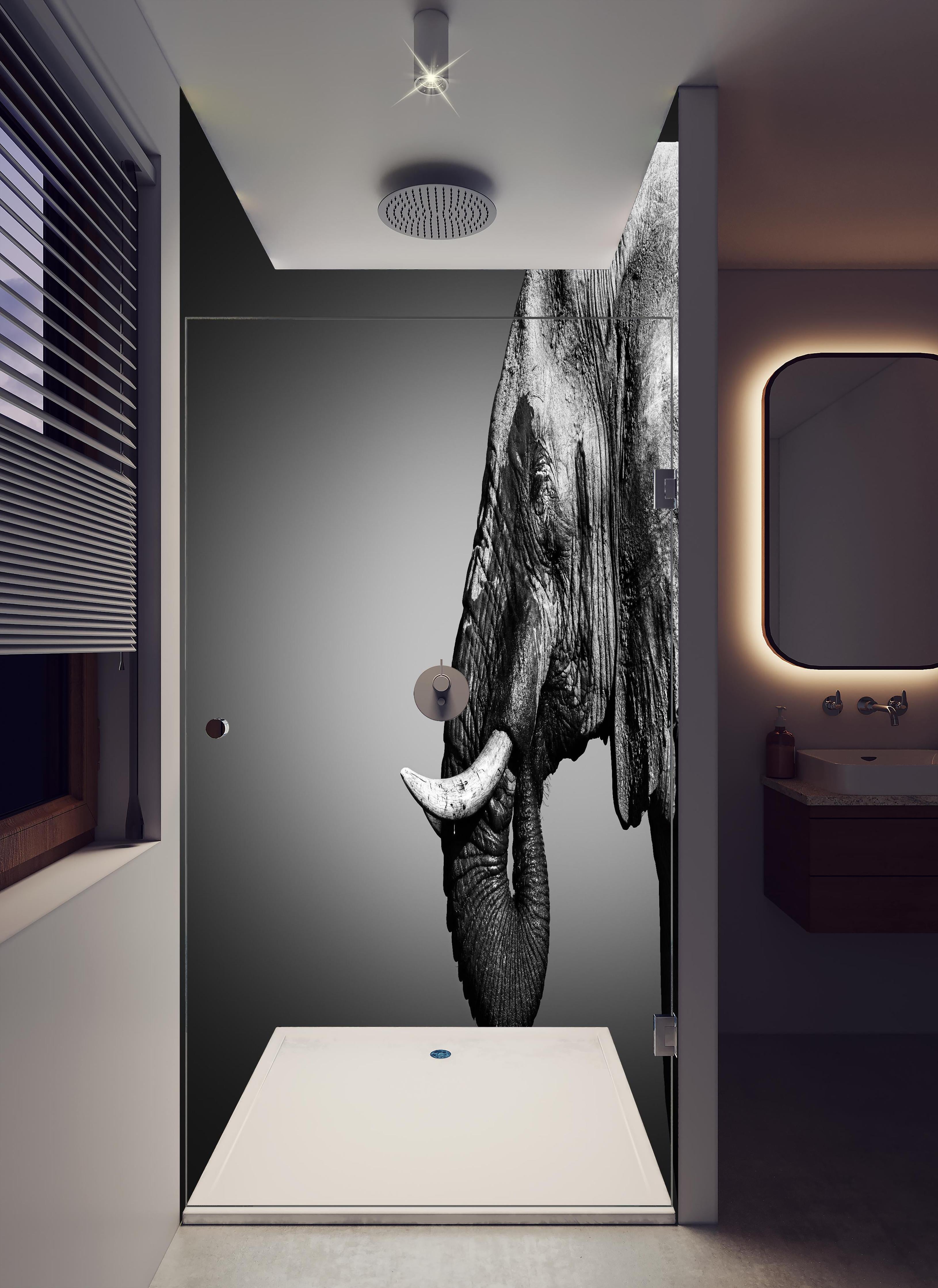 Duschrückwand - Elefanten Portrait in hellem Badezimmer mit Regenduschkopf - zweiteilige Eck-Duschrückwand