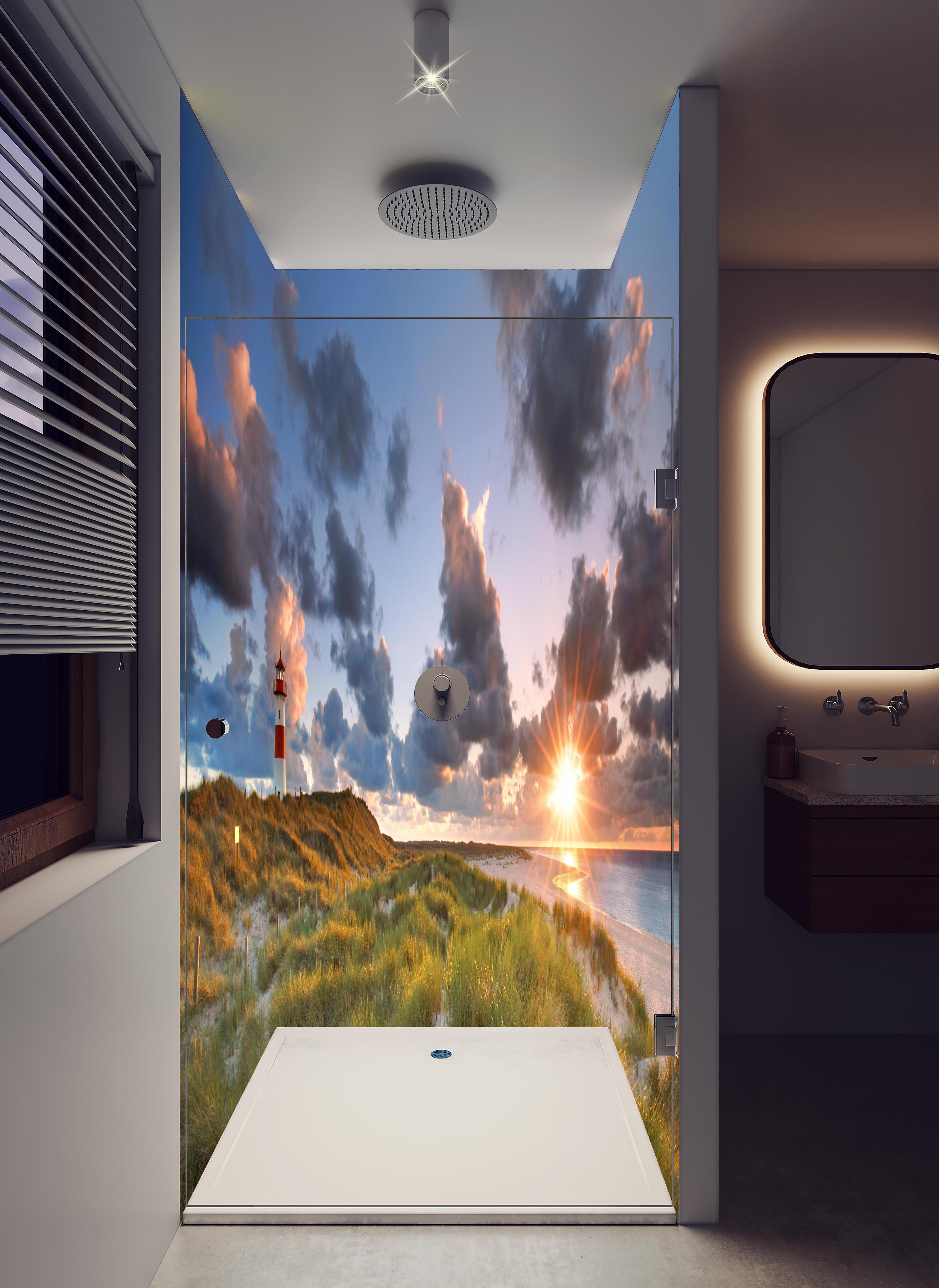 Duschrückwand - Familienküche mit Holztisch in hellem Badezimmer mit Regenduschkopf - zweiteilige Eck-Duschrückwand