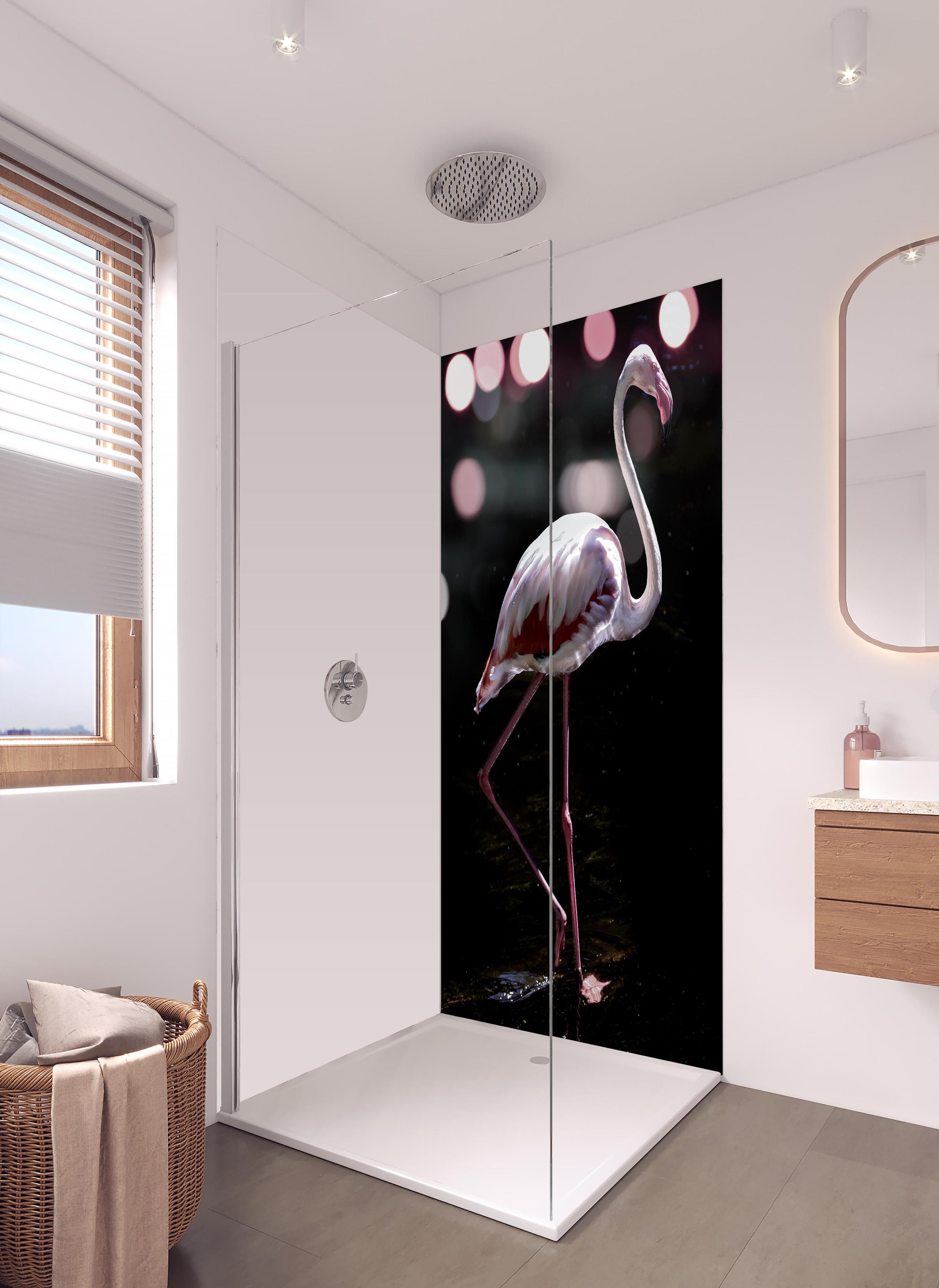 Duschrückwand - Flamingo in hellem Badezimmer mit Regenduschkopf - zweiteilige Eck-Duschrückwand