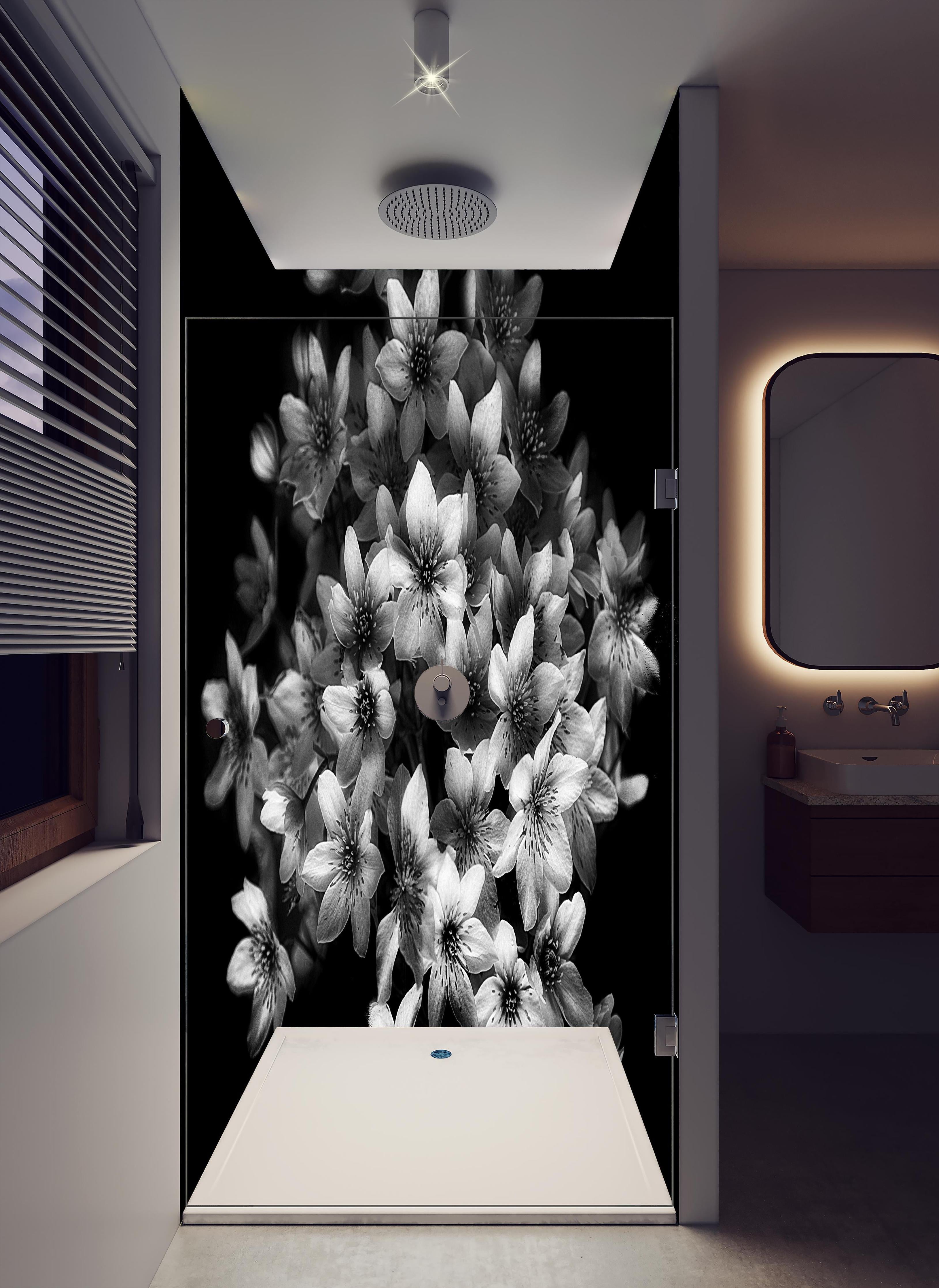 Duschrückwand - Florale Kunst - Blumenstrauß in hellem Badezimmer mit Regenduschkopf - zweiteilige Eck-Duschrückwand
