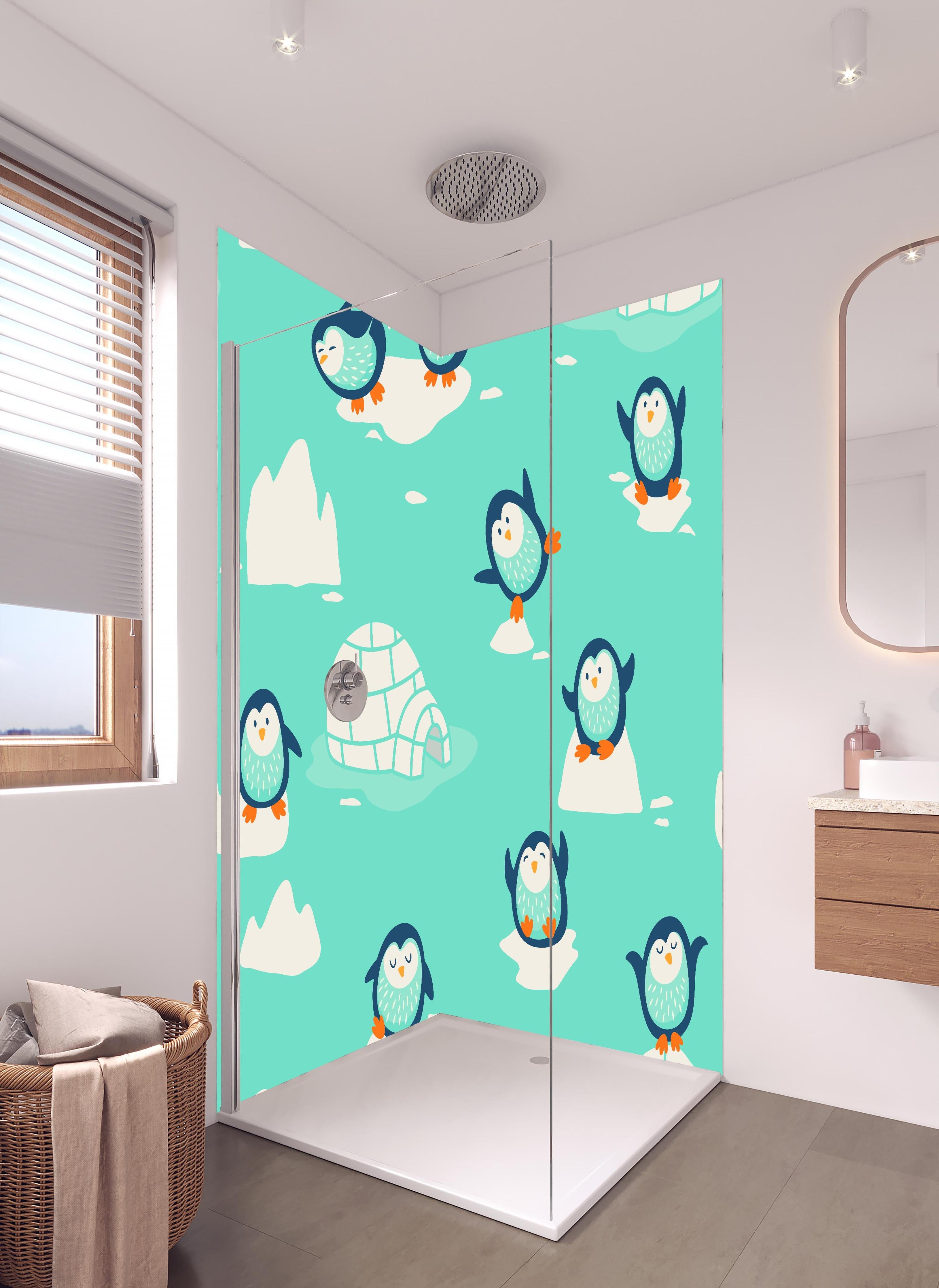 Duschrückwand - Fröhliches Pinguin-Muster auf Türkis in hellem Badezimmer mit Regenduschkopf - zweiteilige Eck-Duschrückwand
