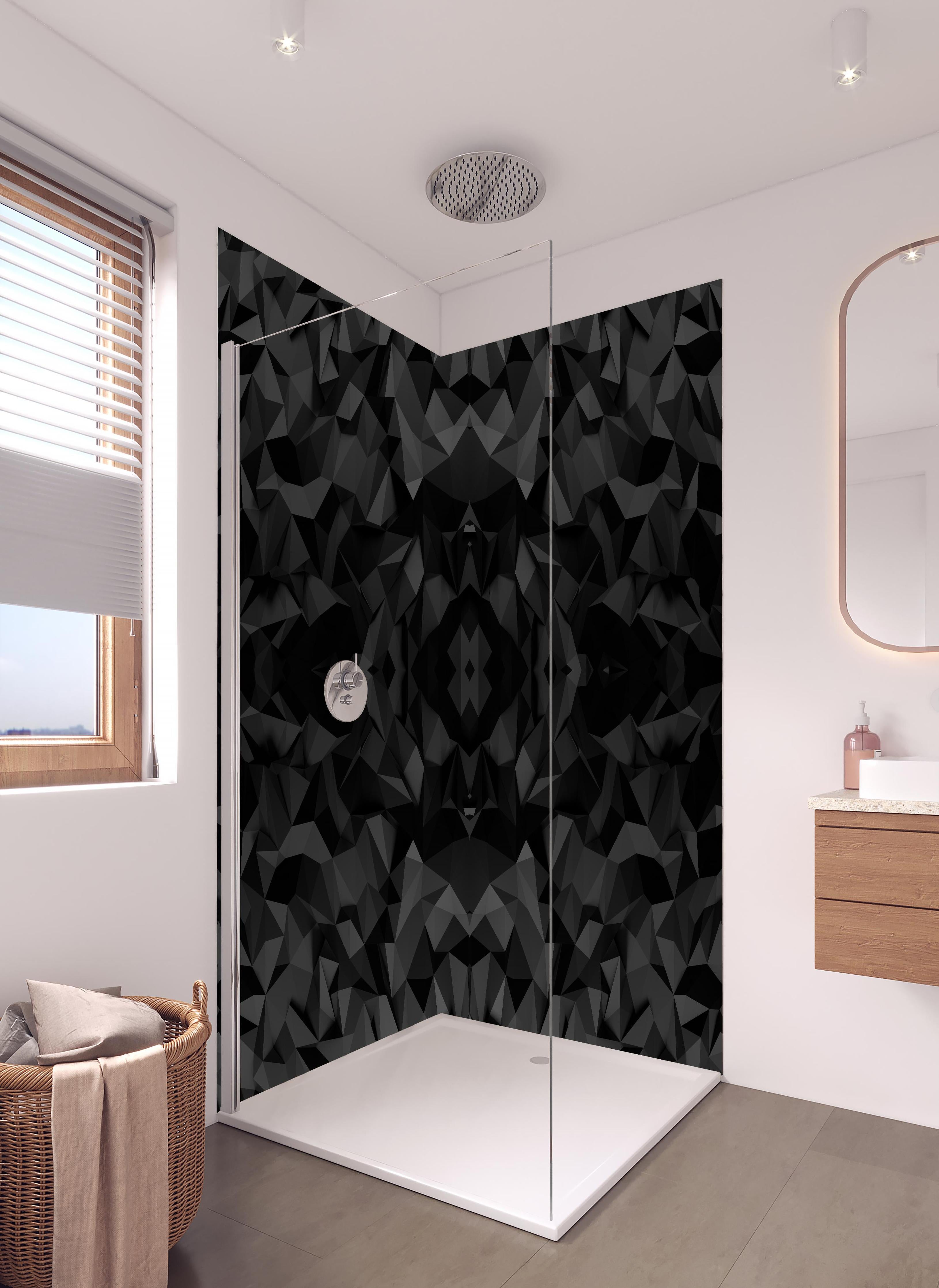 Duschrückwand - Geometrisches Muster in Schwarz und Weiß in hellem Badezimmer mit Regenduschkopf - zweiteilige Eck-Duschrückwand