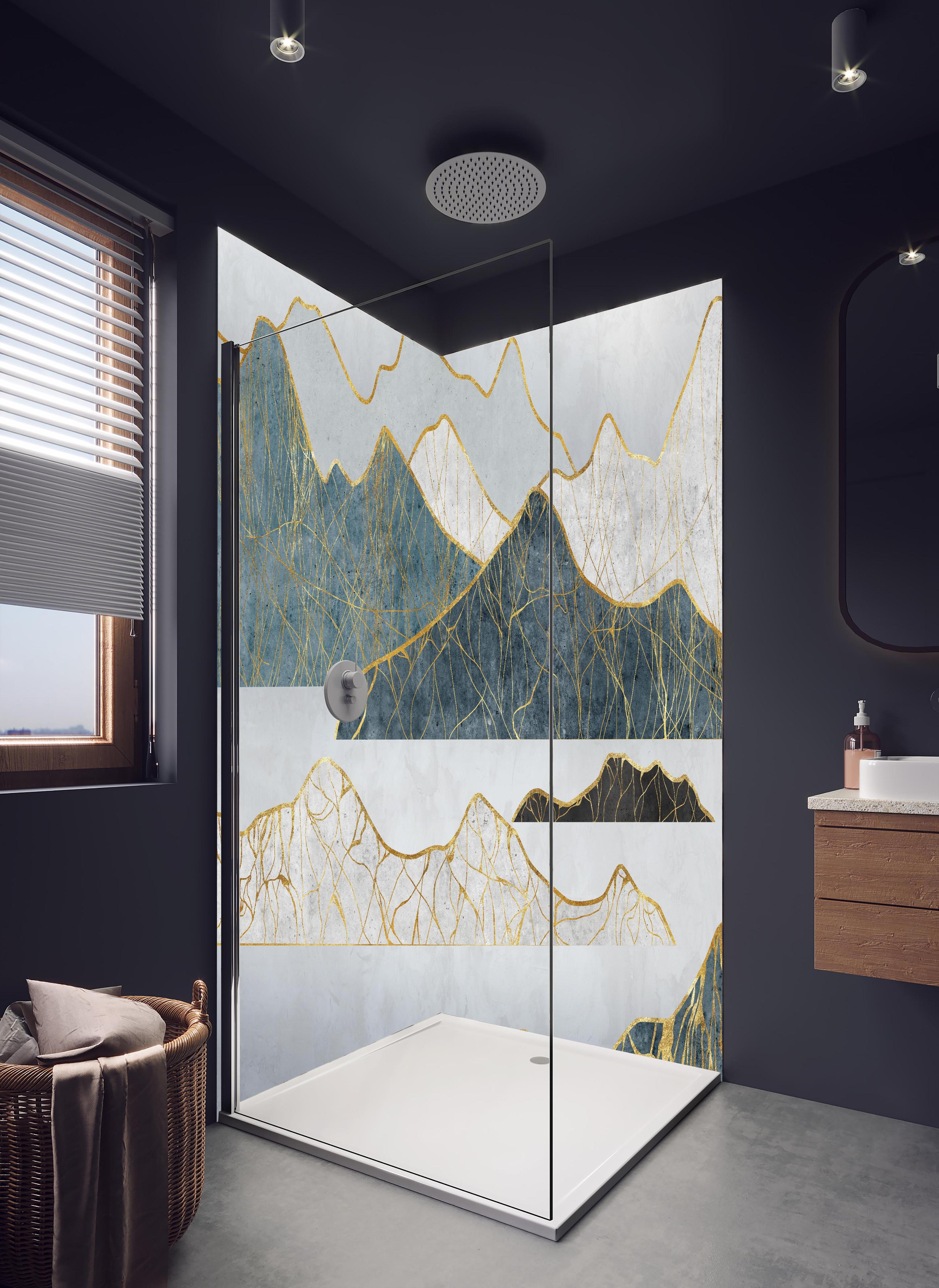 Duschrückwand - Goldene Silhouetten einer Bergregion in hellem Badezimmer mit Regenduschkopf - zweiteilige Eck-Duschrückwand