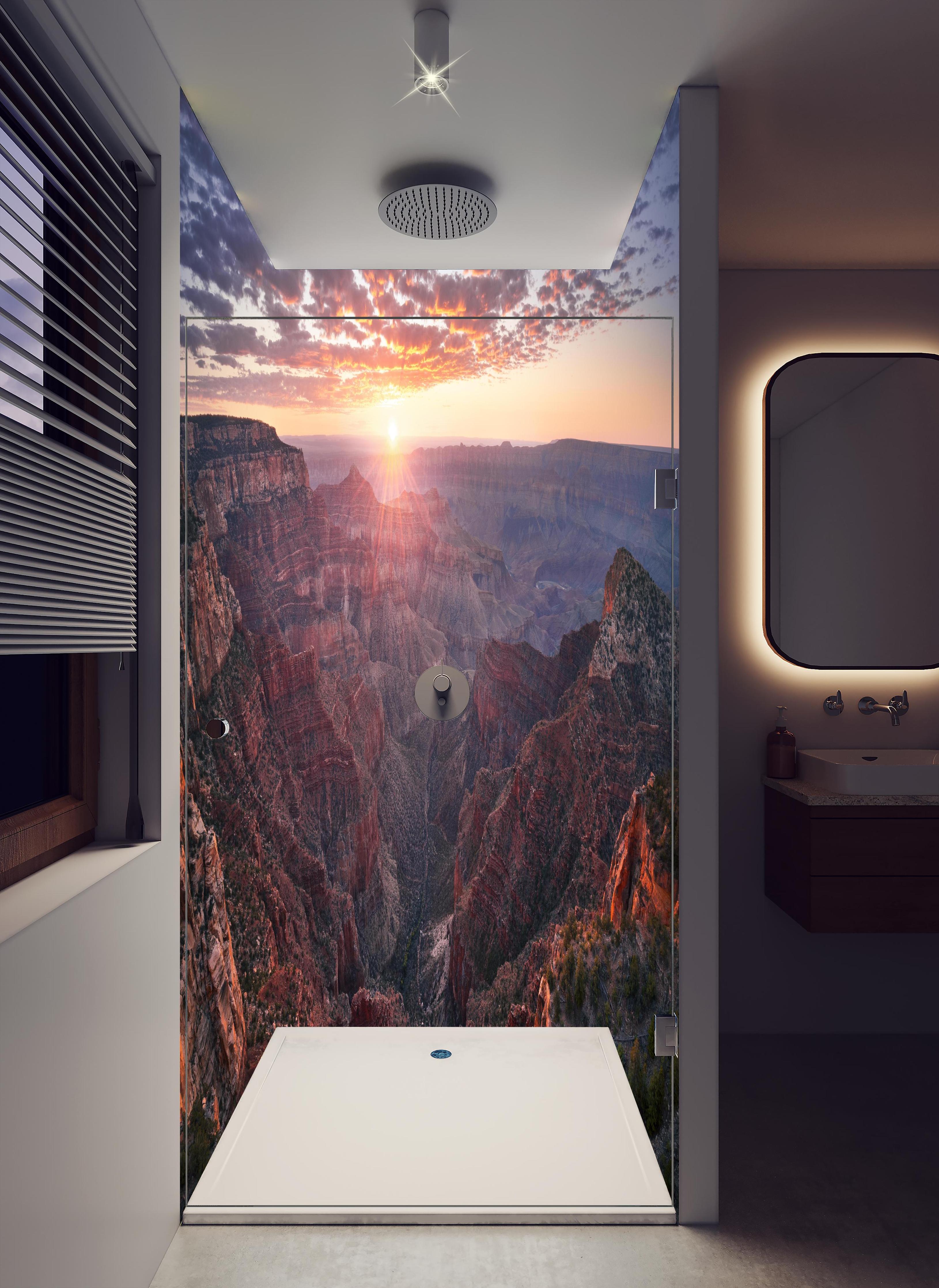 Duschrückwand - Grand Canyon Sonnenuntergang Panorama in hellem Badezimmer mit Regenduschkopf - zweiteilige Eck-Duschrückwand
