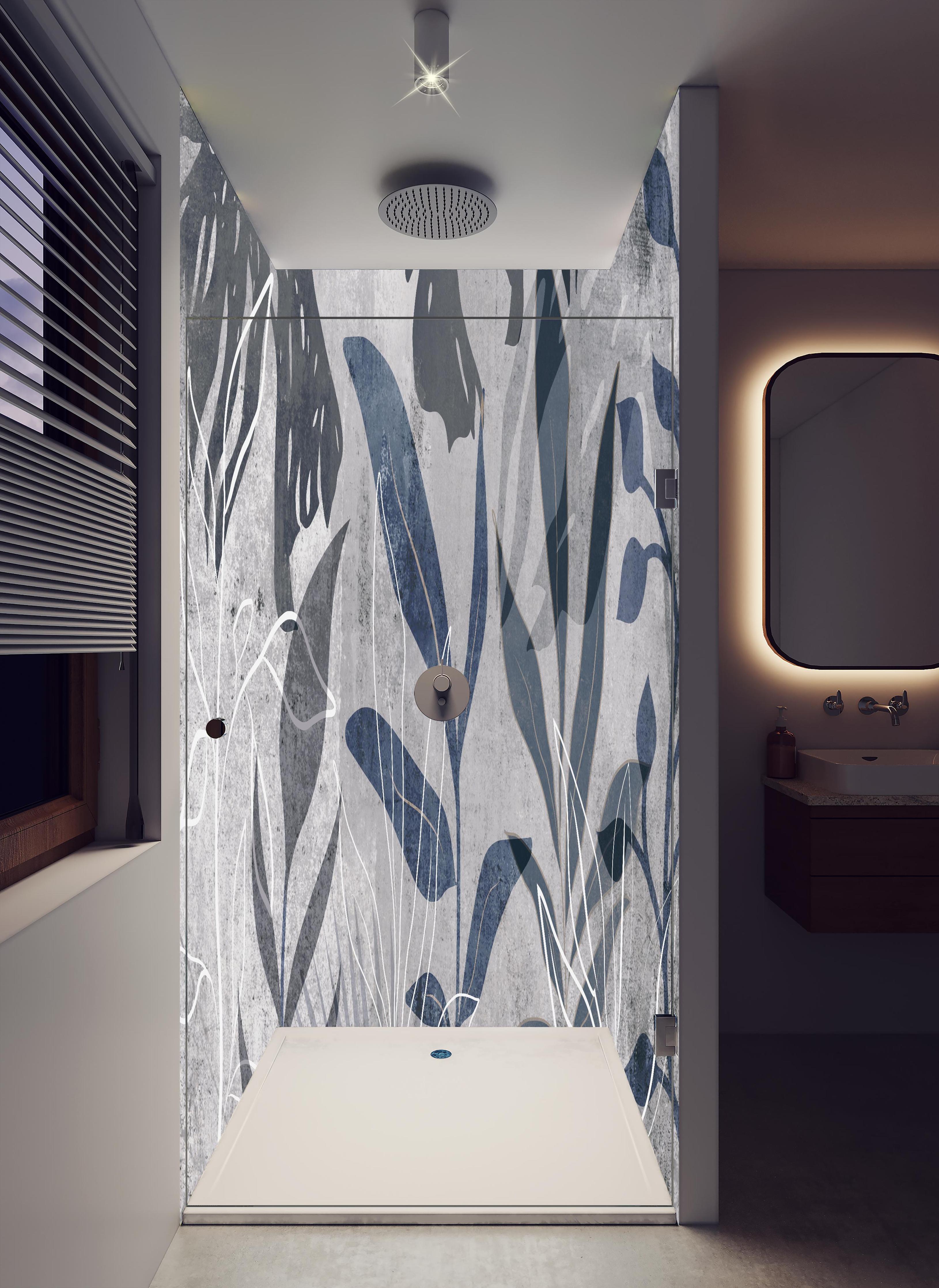 Duschrückwand - Grau-weißes botanisches Wandbild modern in hellem Badezimmer mit Regenduschkopf - zweiteilige Eck-Duschrückwand
