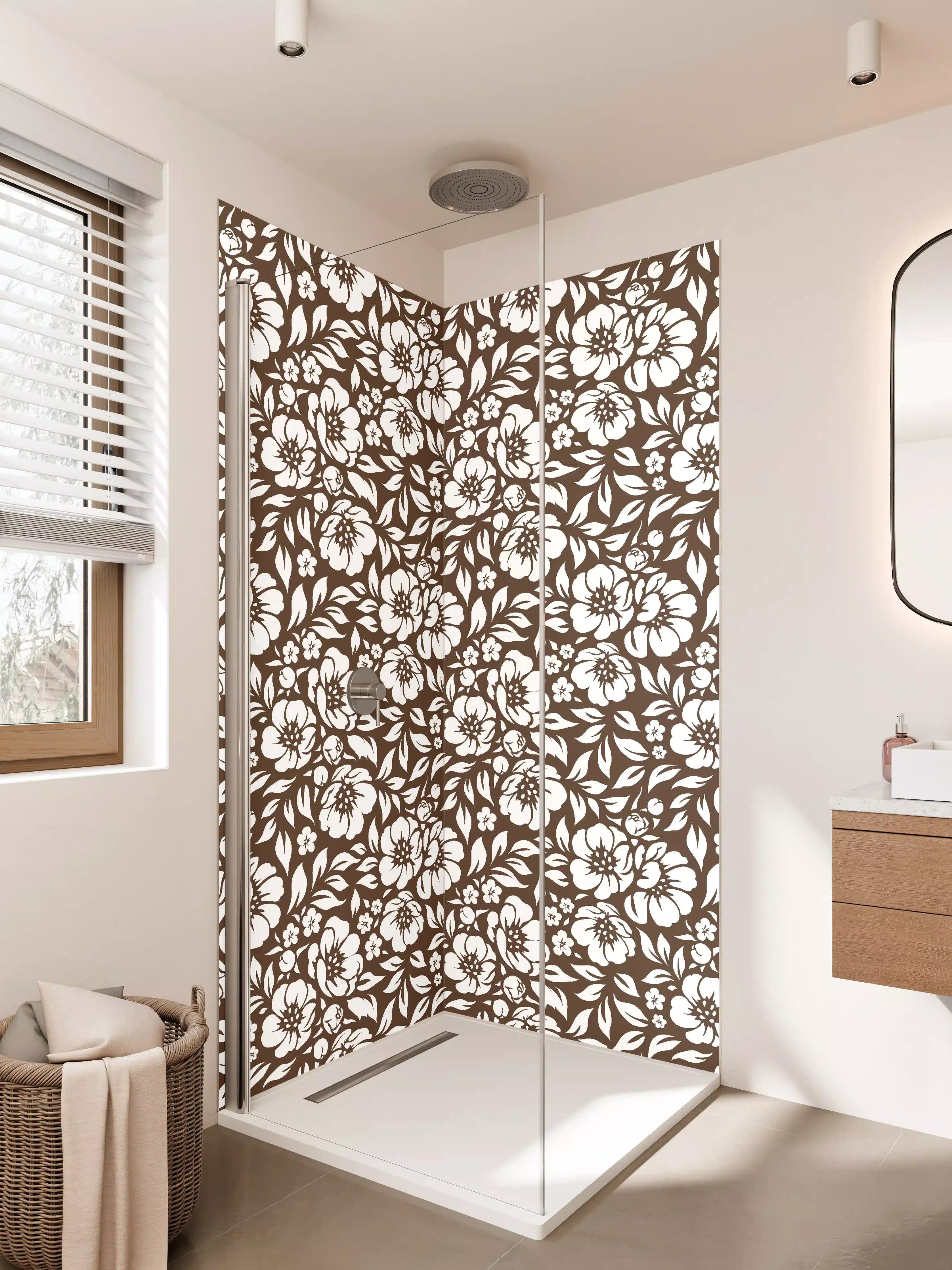 Duschrückwand - Graue Blumenmotive in Braun und Weiß
