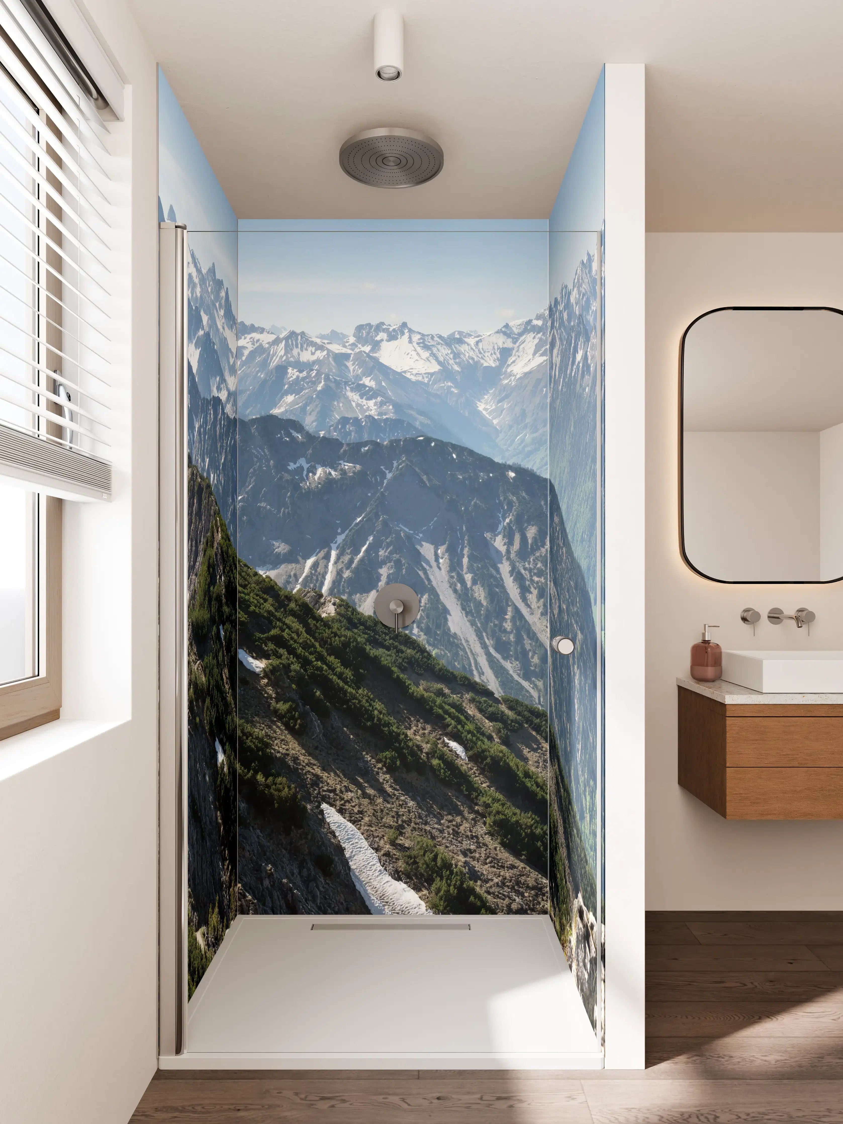 Duschrückwand - Graue Schneegipfel im Morgenlicht