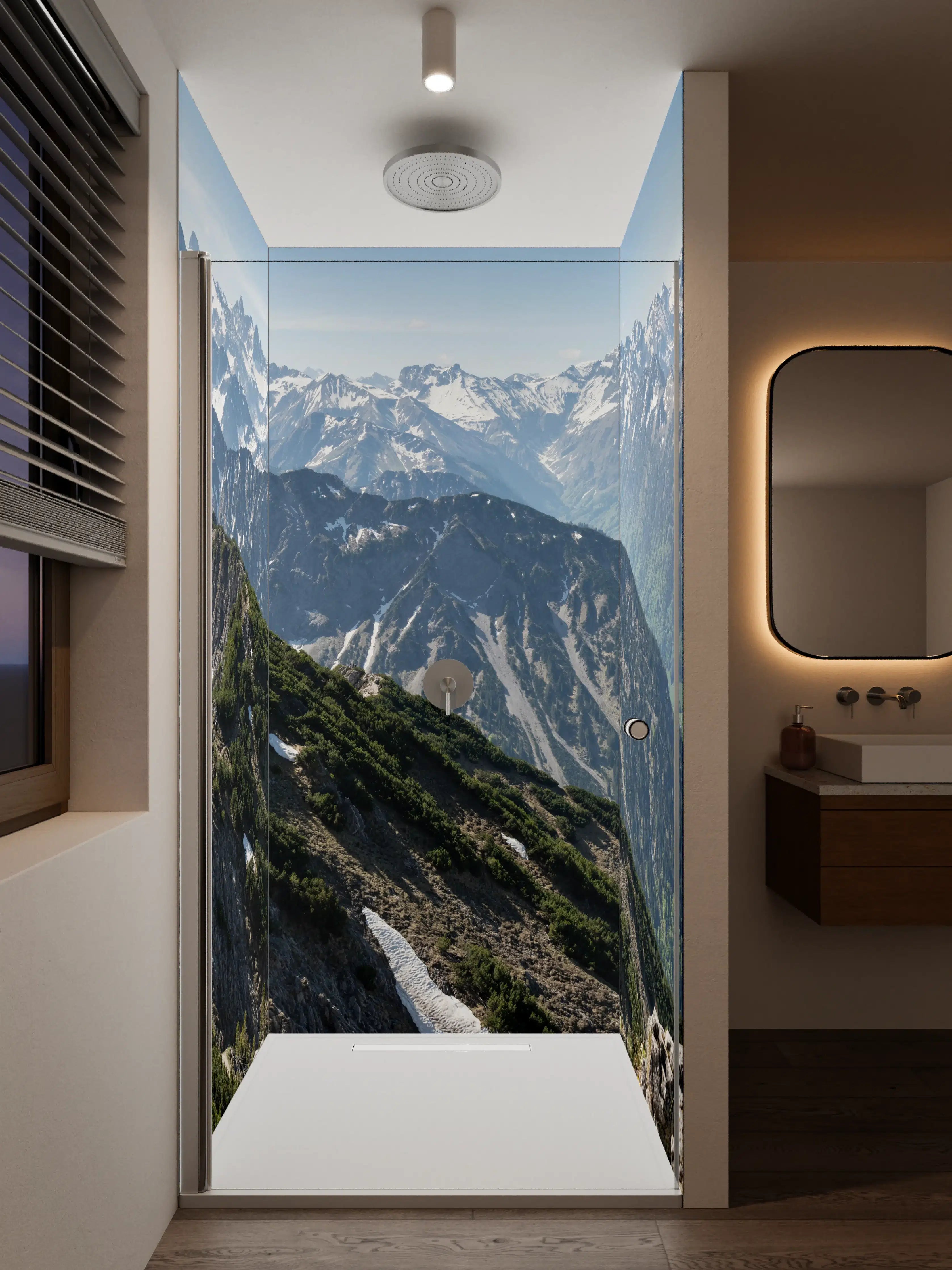 Duschrückwand - Graue Schneegipfel im Morgenlicht