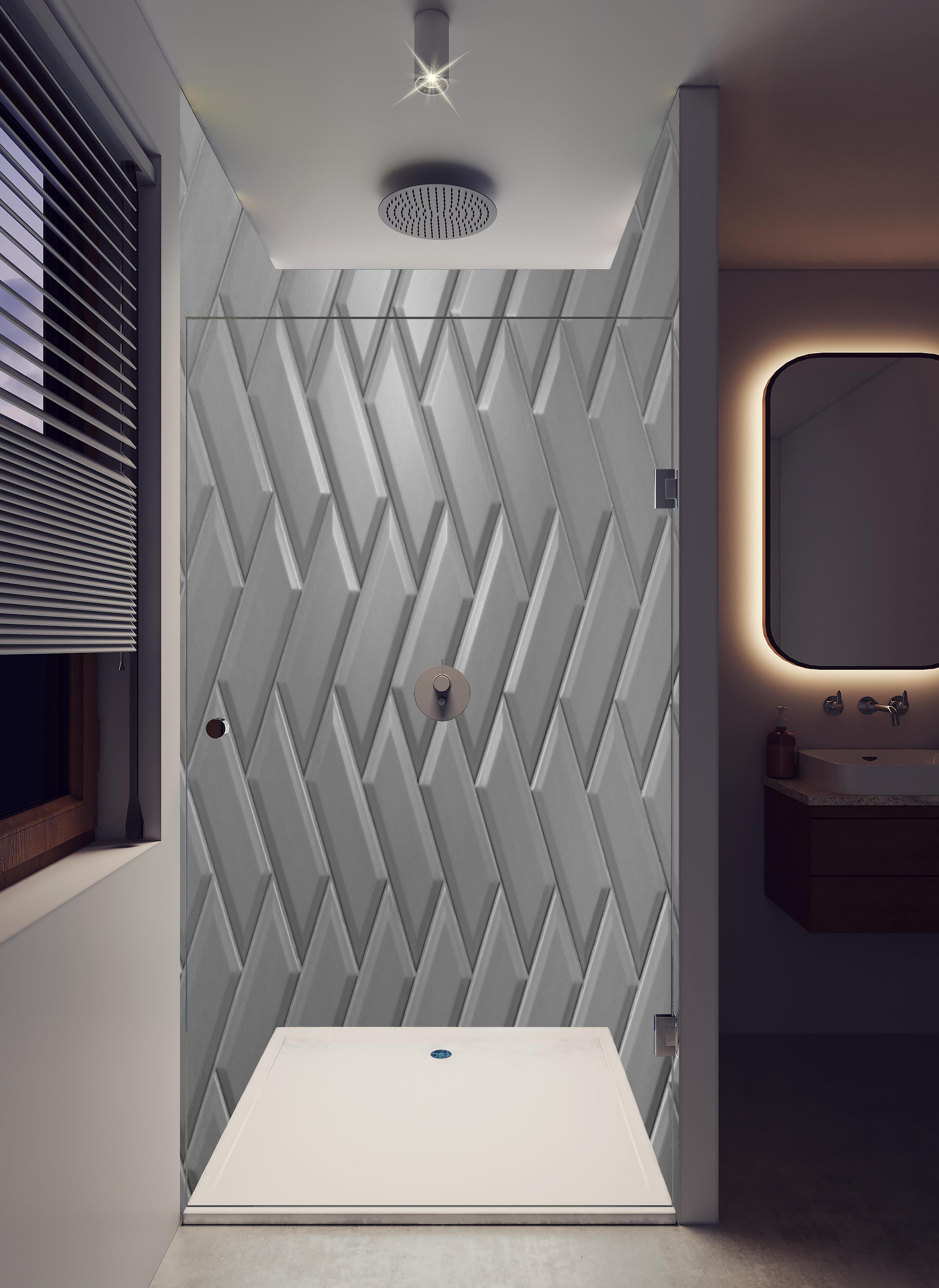 Duschrückwand - Graue matte Keramikfliesen in hellem Badezimmer mit Regenduschkopf - zweiteilige Eck-Duschrückwand