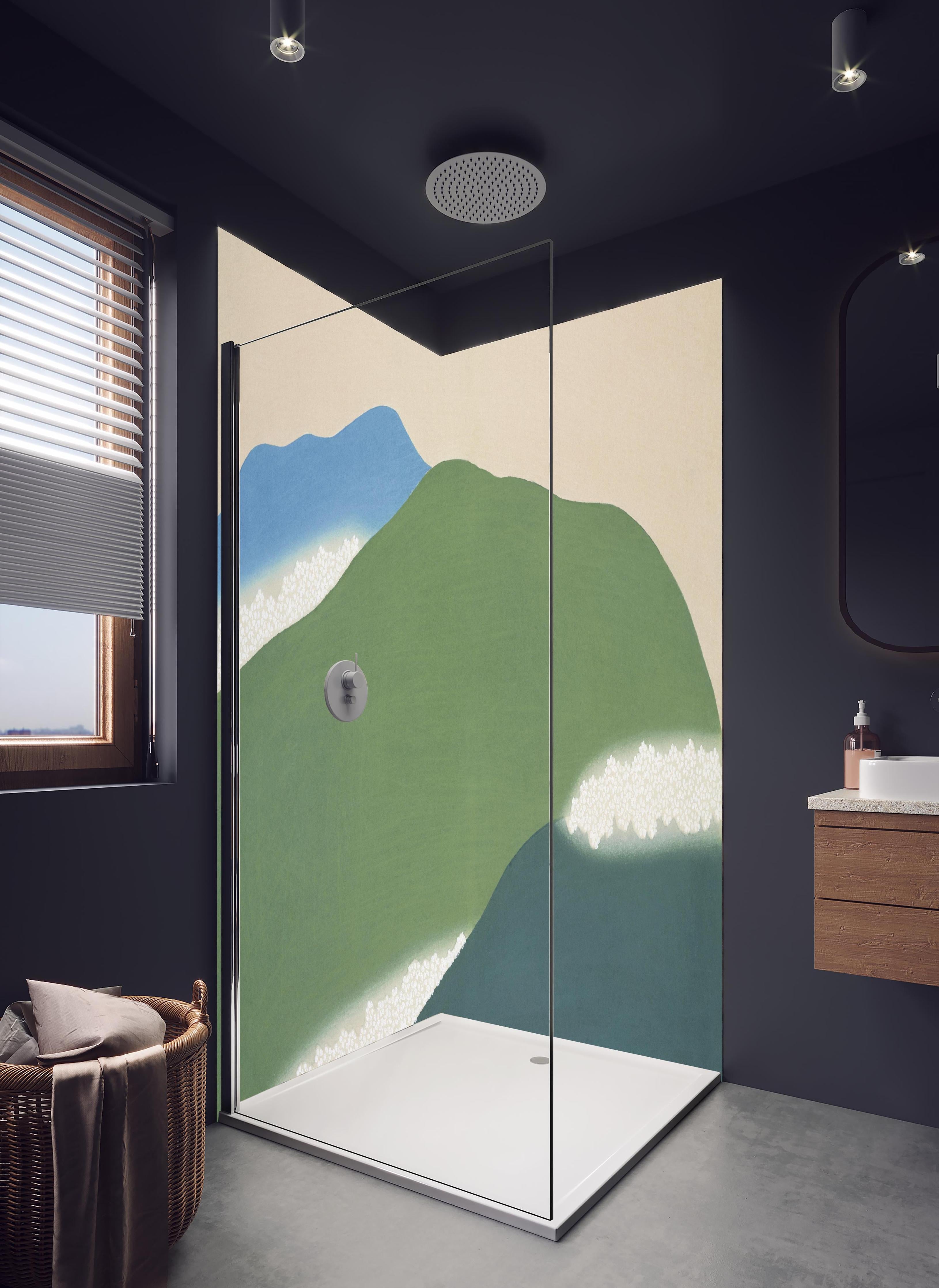 Duschrückwand - Grüne Berge von Kamisaka Sekka in hellem Badezimmer mit Regenduschkopf - zweiteilige Eck-Duschrückwand