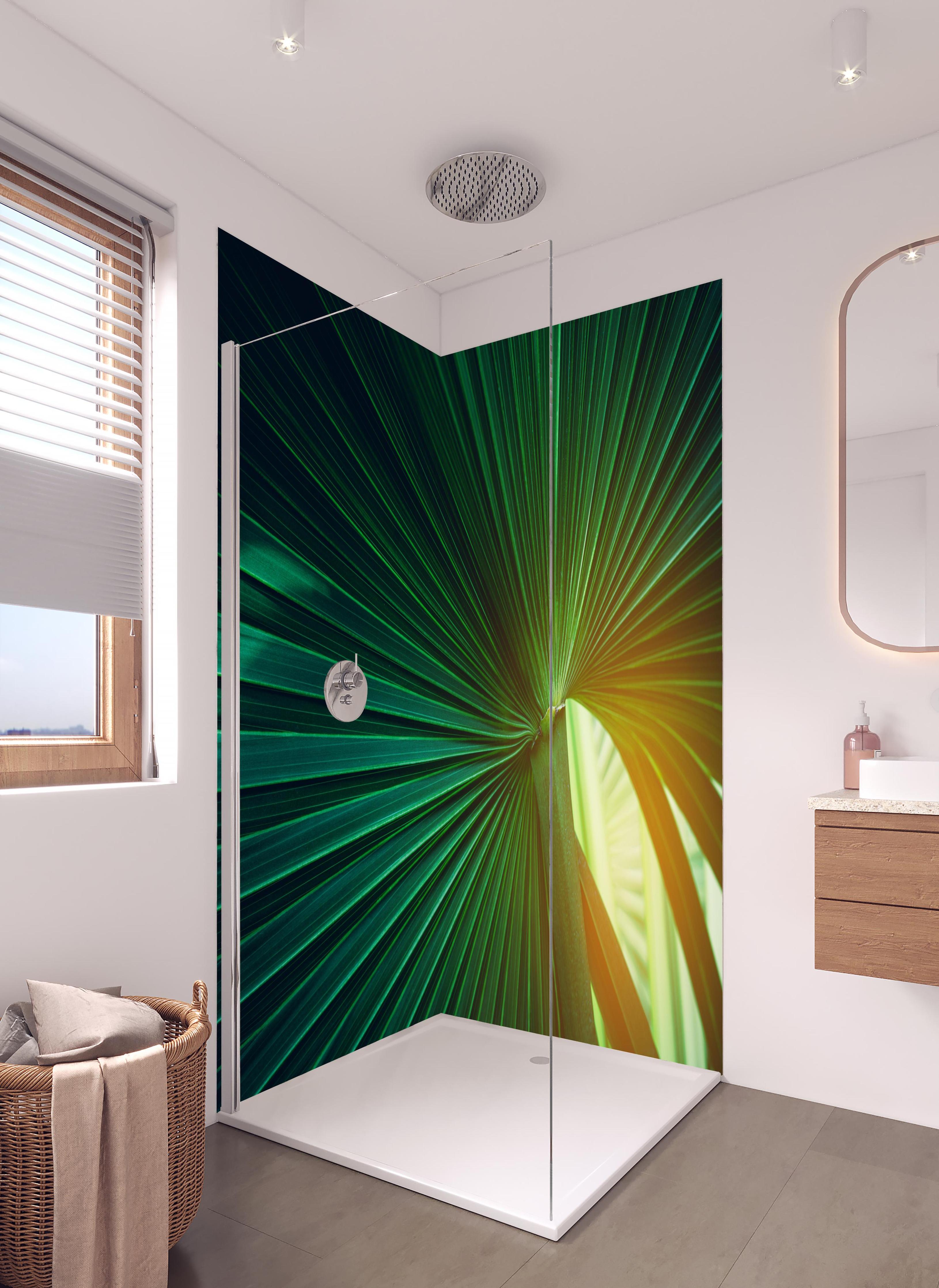 Duschrückwand - Grüne Blatt Textur in hellem Badezimmer mit Regenduschkopf - zweiteilige Eck-Duschrückwand