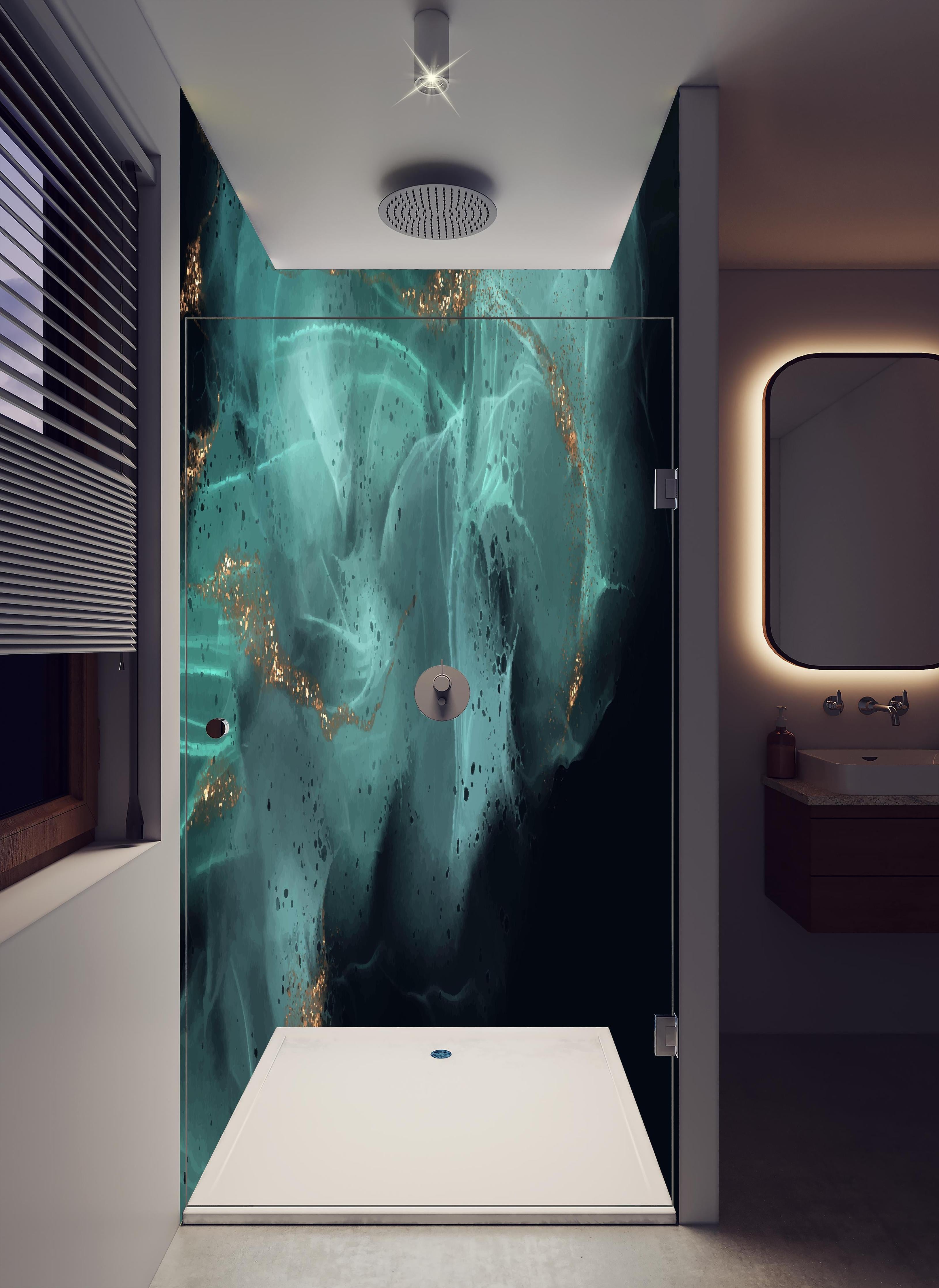 Duschrückwand - Handgemaltes Türkis-Gold Tinten Kunstwerk in hellem Badezimmer mit Regenduschkopf - zweiteilige Eck-Duschrückwand
