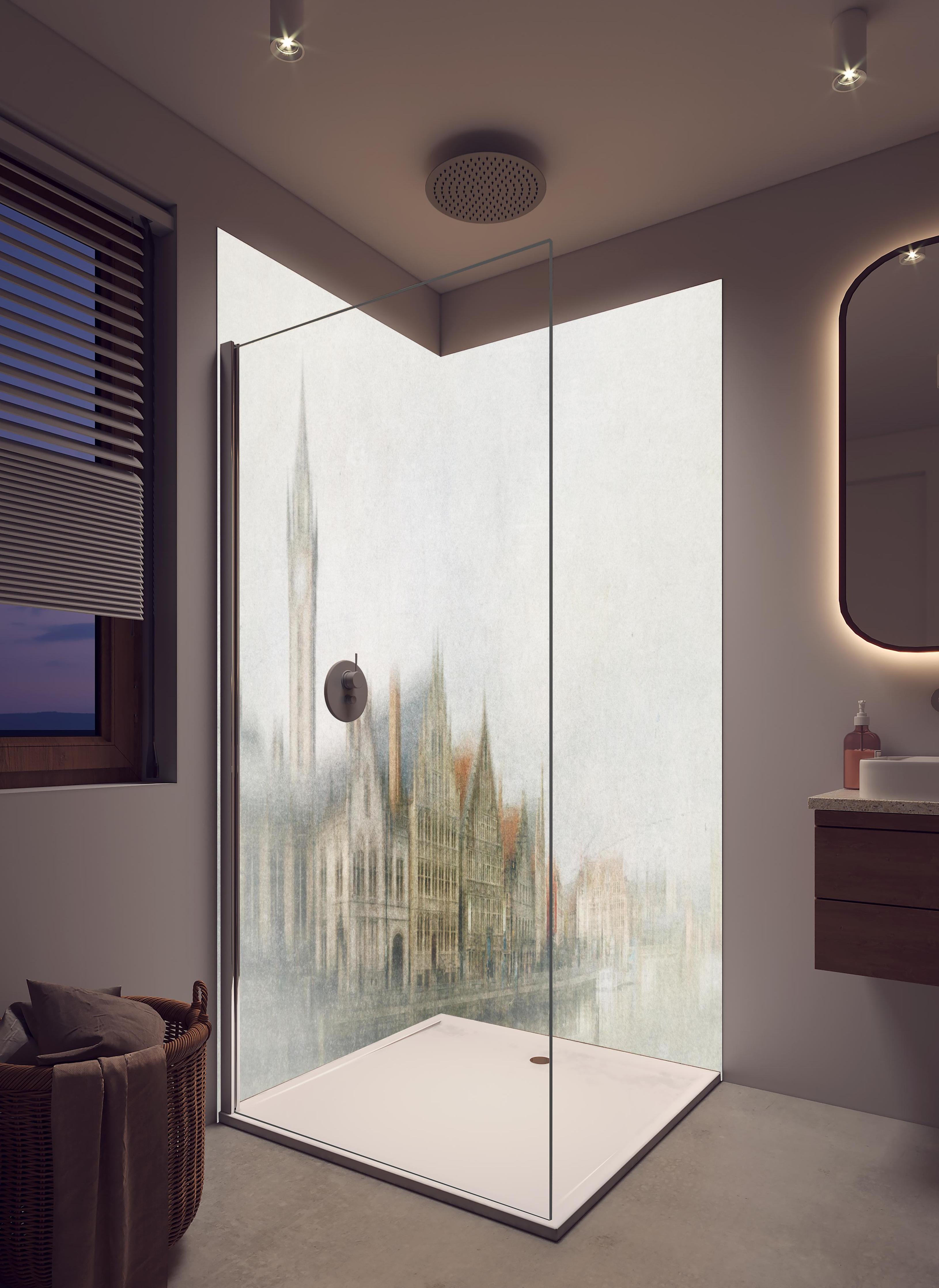 Duschrückwand - Helle Gent Architektur Reflektion in hellem Badezimmer mit Regenduschkopf - zweiteilige Eck-Duschrückwand