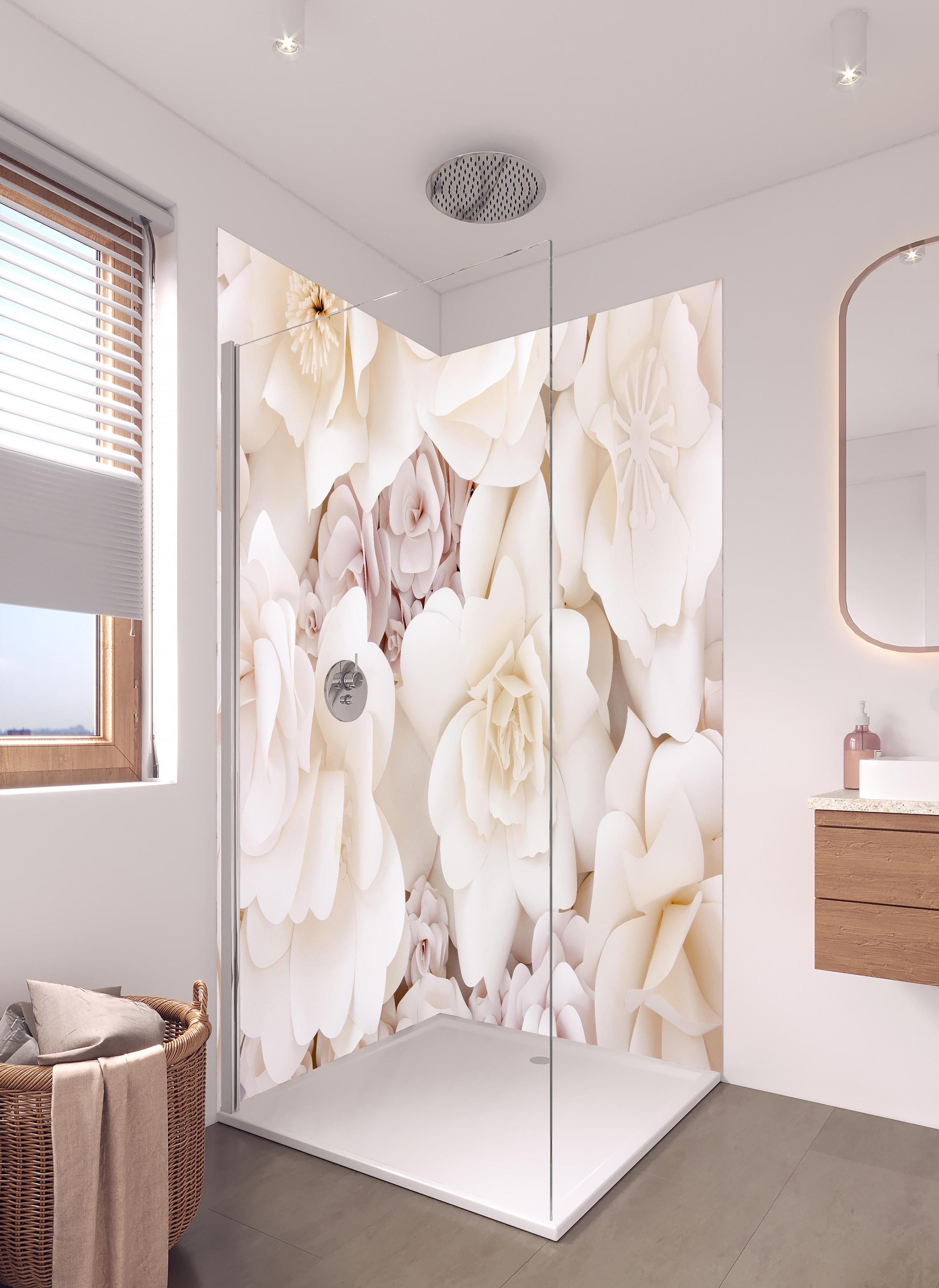 Duschrückwand - Helle ästhetische Papierblumen in hellem Badezimmer mit Regenduschkopf - zweiteilige Eck-Duschrückwand
