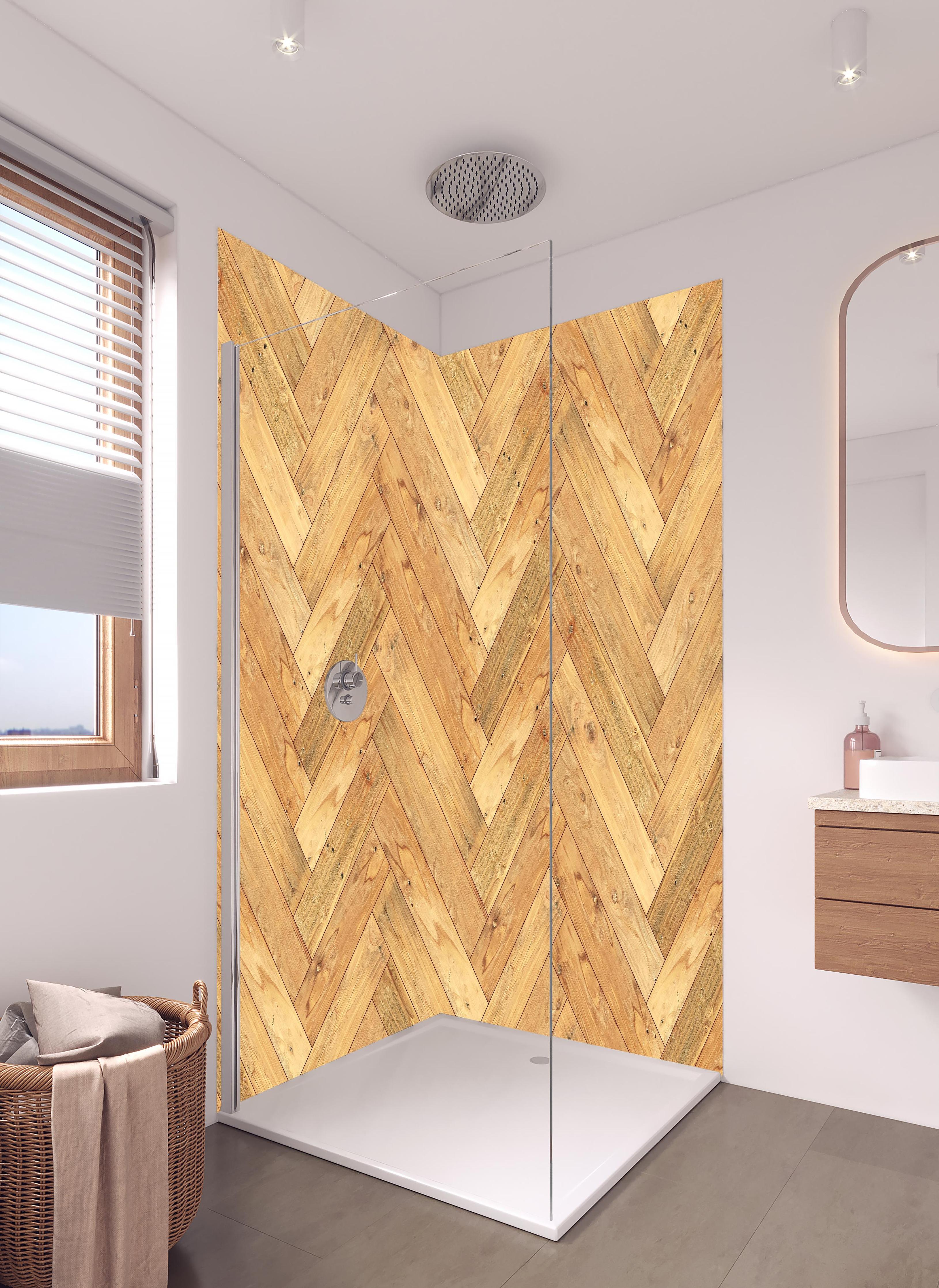 Duschrückwand - Helles Holzbrett Muster in hellem Badezimmer mit Regenduschkopf - zweiteilige Eck-Duschrückwand