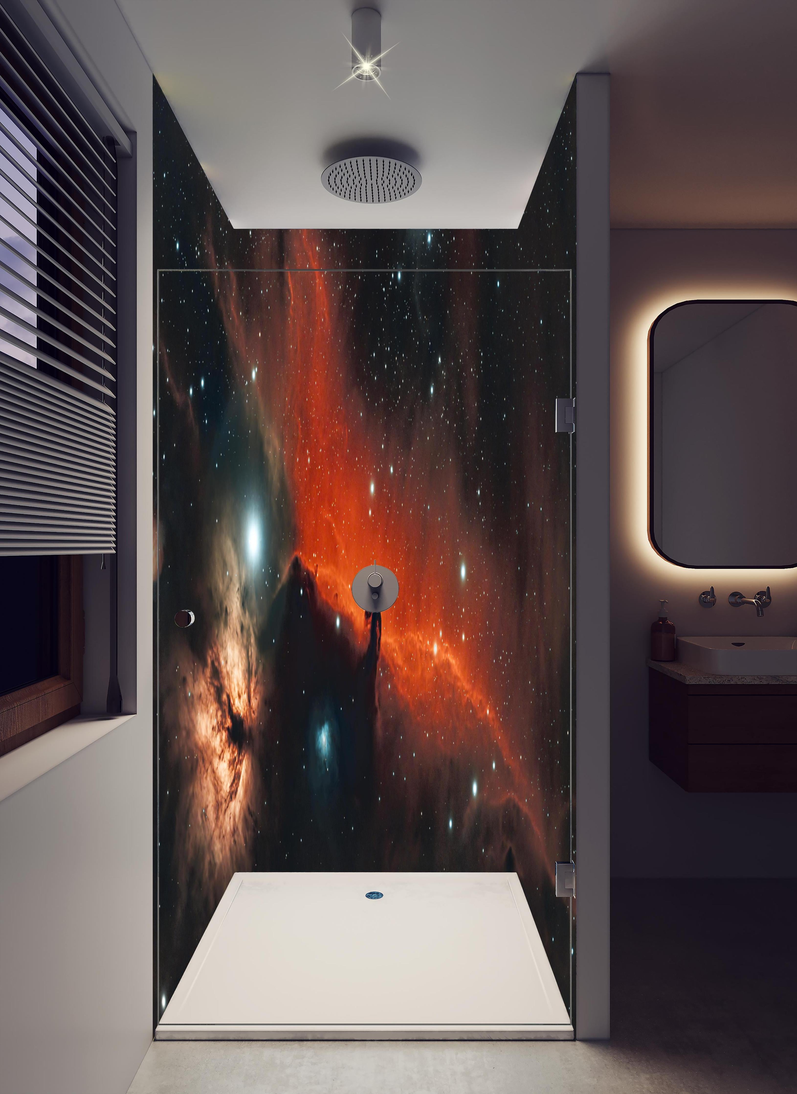 Duschrückwand - Horsehead amd Flame Nebula in hellem Badezimmer mit Regenduschkopf - zweiteilige Eck-Duschrückwand