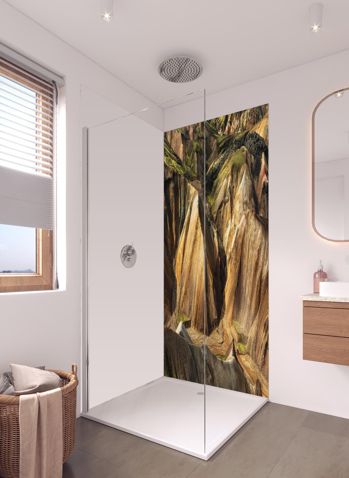 Duschrückwand - Isländische Hochland-Landschaft in bunten Tönen in hellem Badezimmer mit Regenduschkopf - zweiteilige Eck-Duschrückwand