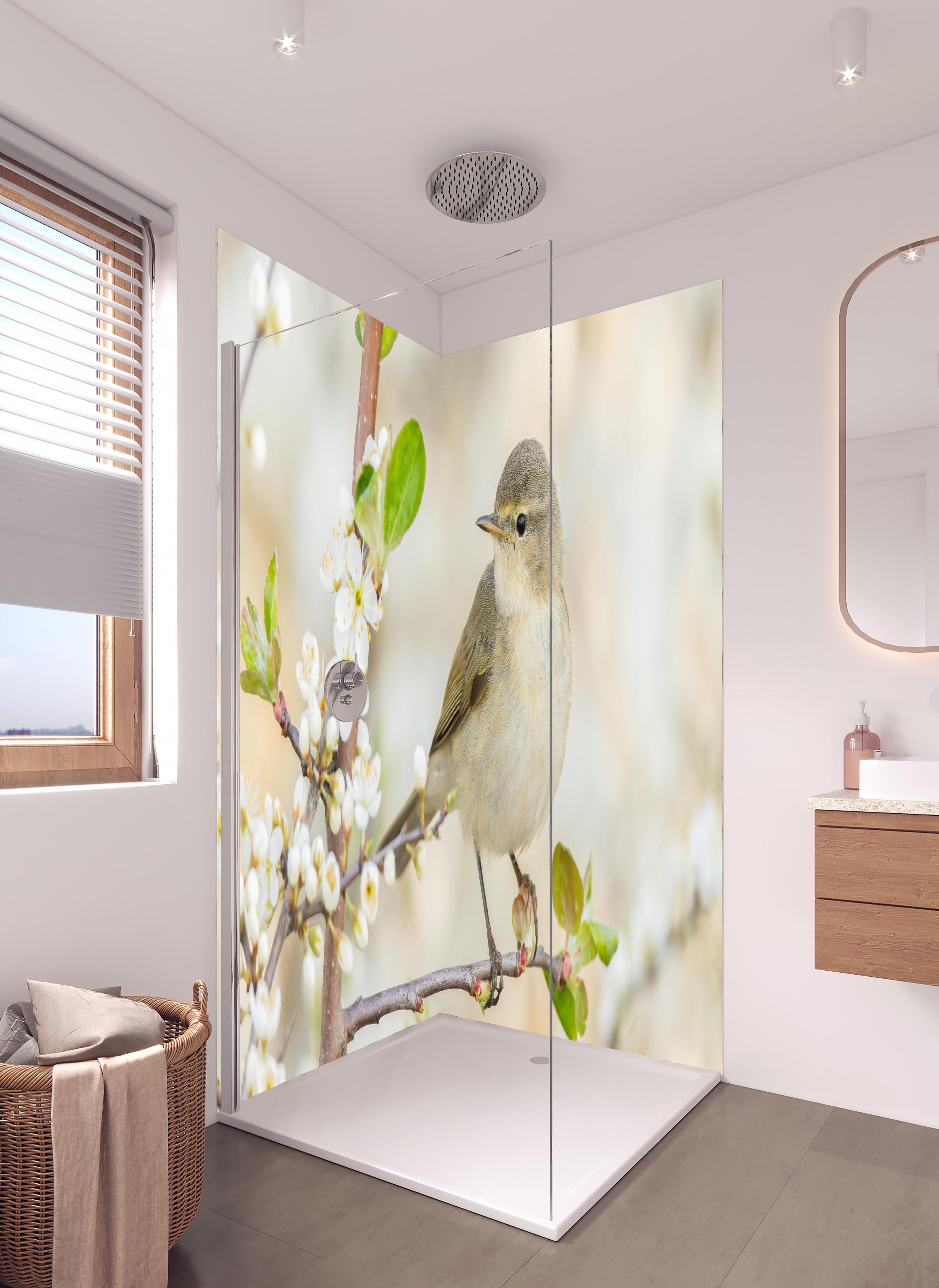 Duschrückwand - Kleiner Vogel am Baumzweig in hellem Badezimmer mit Regenduschkopf - zweiteilige Eck-Duschrückwand