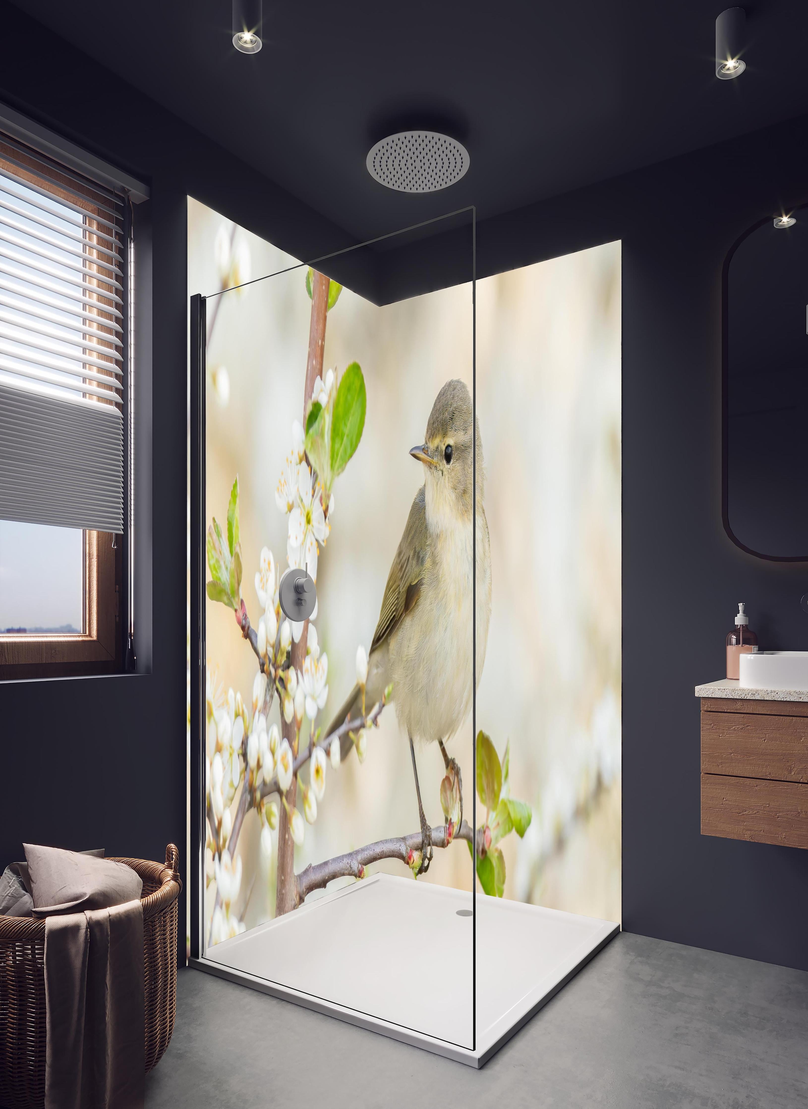 Duschrückwand - Kleiner Vogel am Baumzweig in hellem Badezimmer mit Regenduschkopf - zweiteilige Eck-Duschrückwand
