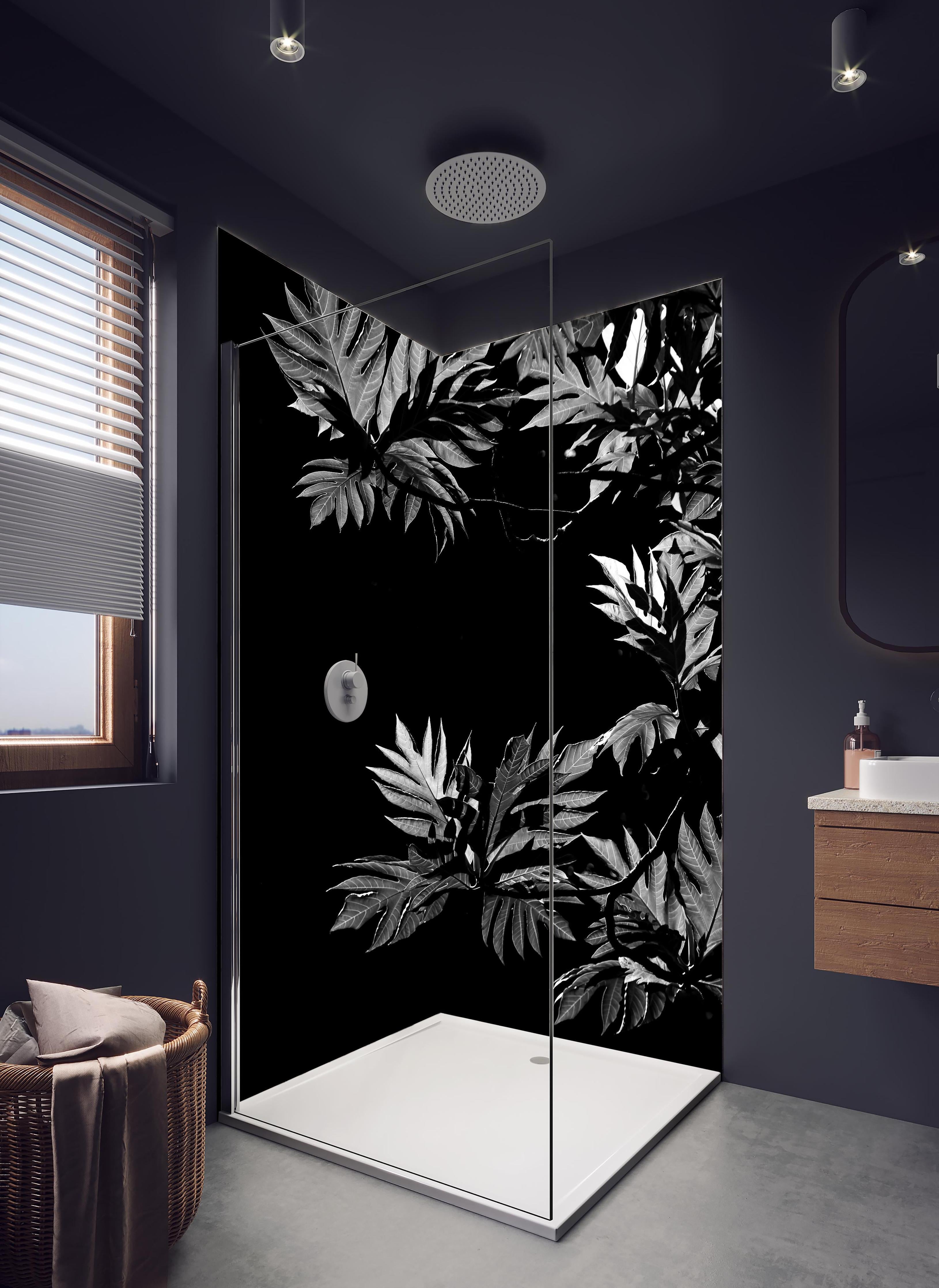 Duschrückwand - Kontrastreiche Blätter auf schwarzem Hintergrund in hellem Badezimmer mit Regenduschkopf - zweiteilige Eck-Duschrückwand