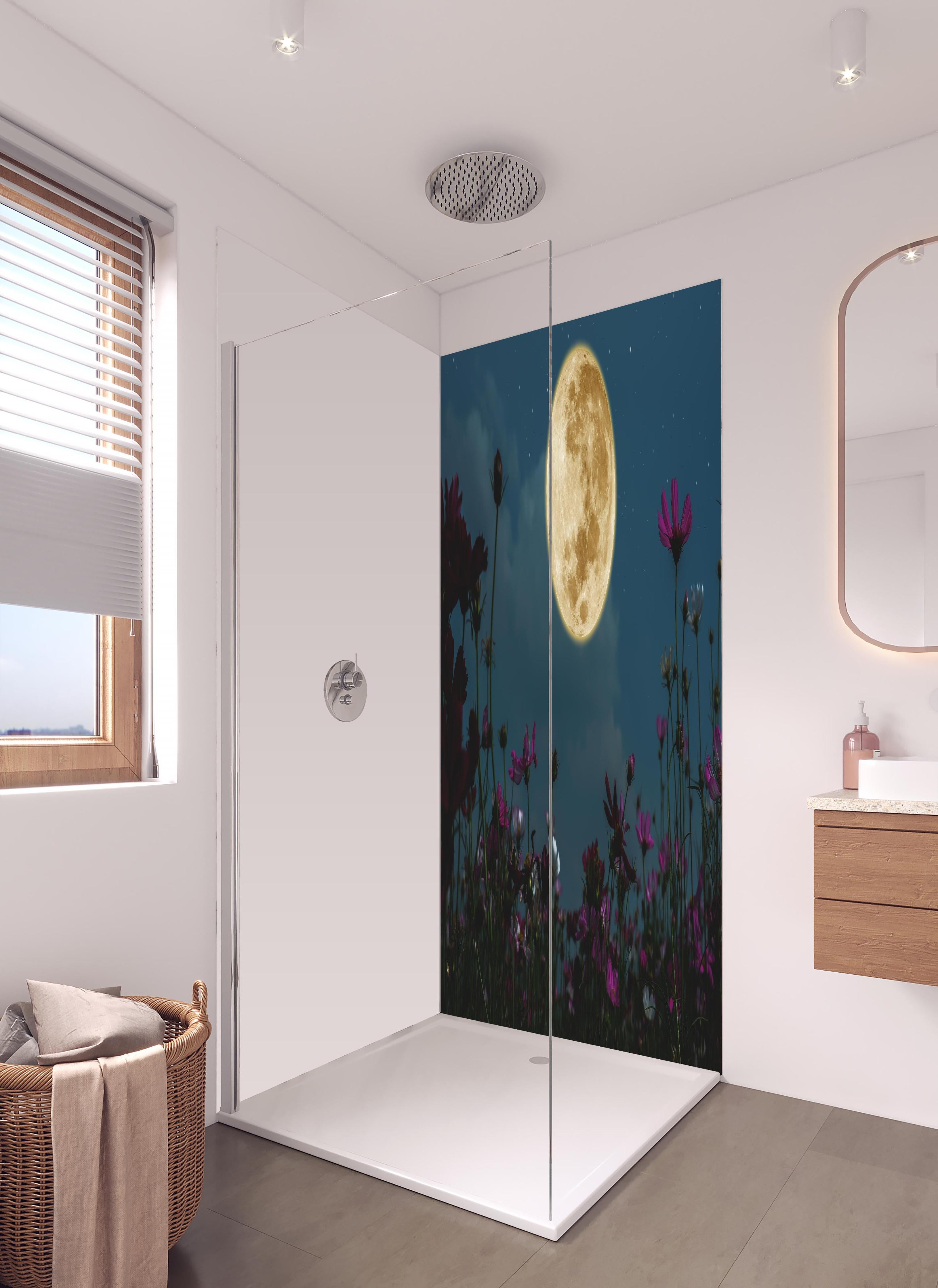 Duschrückwand - Kosmosblüten bei Vollmond in hellem Badezimmer mit Regenduschkopf - zweiteilige Eck-Duschrückwand