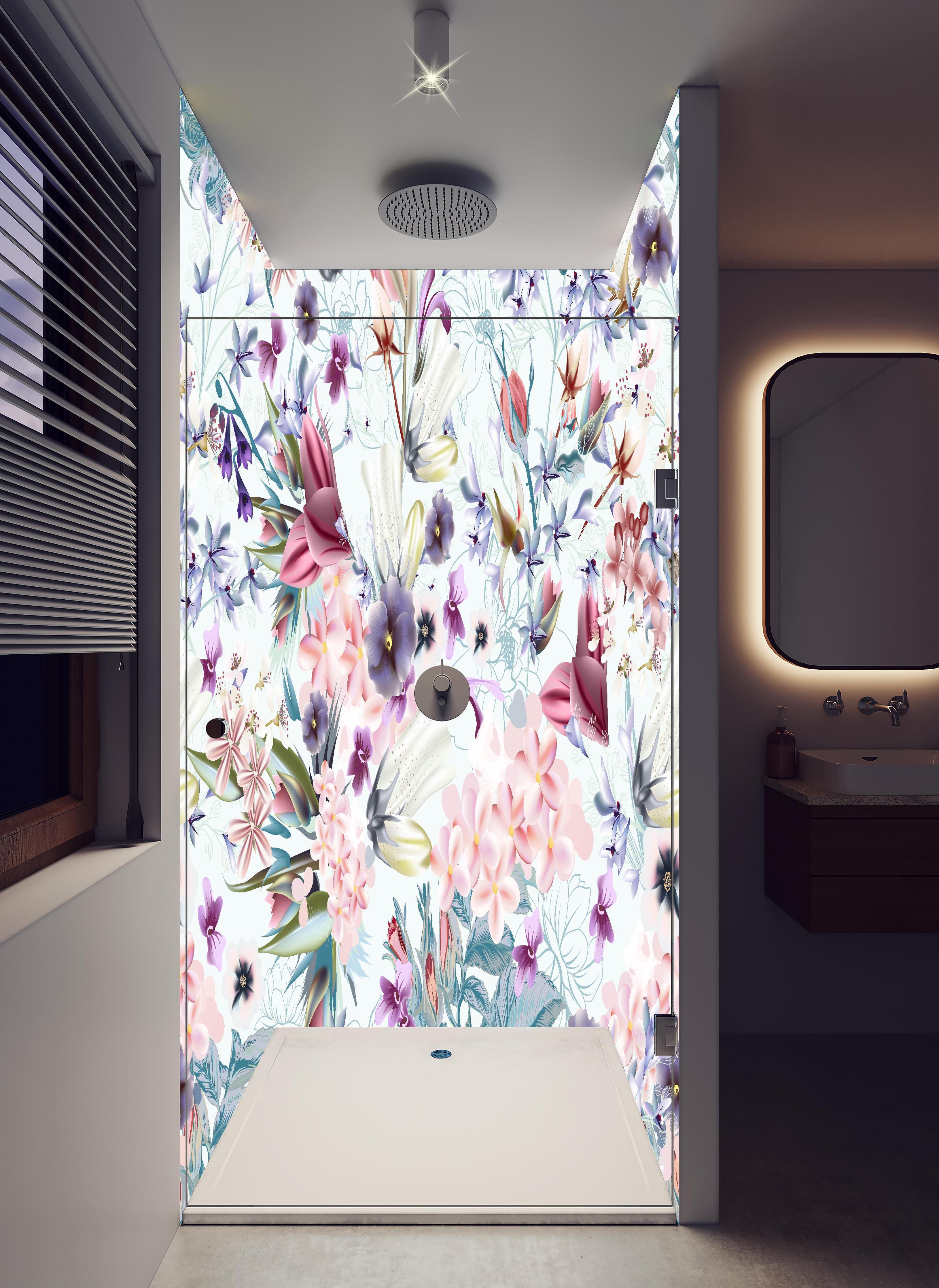 Duschrückwand - Lebendiges Blumenmuster auf Textilhintergrund in hellem Badezimmer mit Regenduschkopf - zweiteilige Eck-Duschrückwand