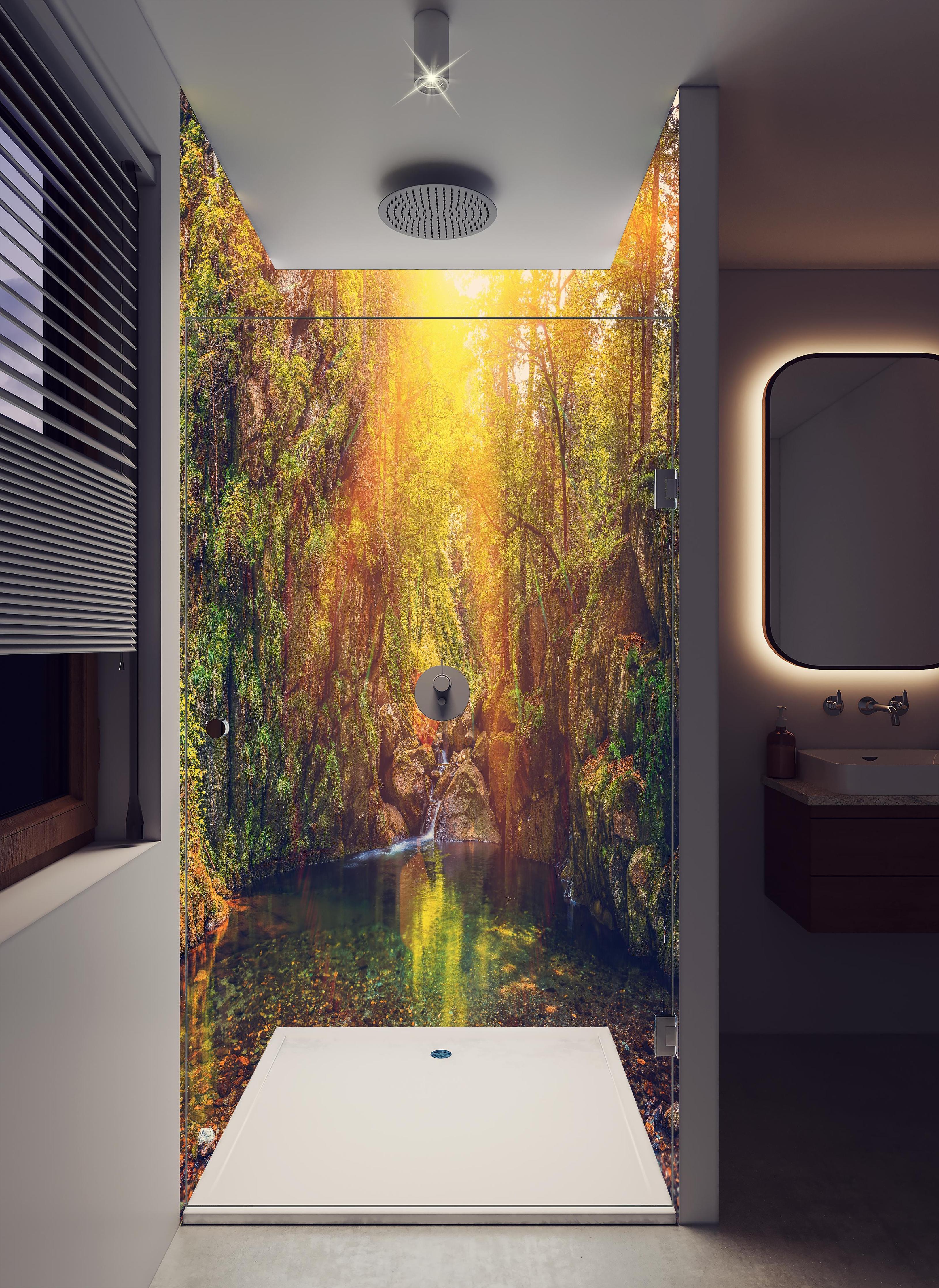 Duschrückwand - Malerischer Sonnenuntergang am Waldsee in hellem Badezimmer mit Regenduschkopf - zweiteilige Eck-Duschrückwand