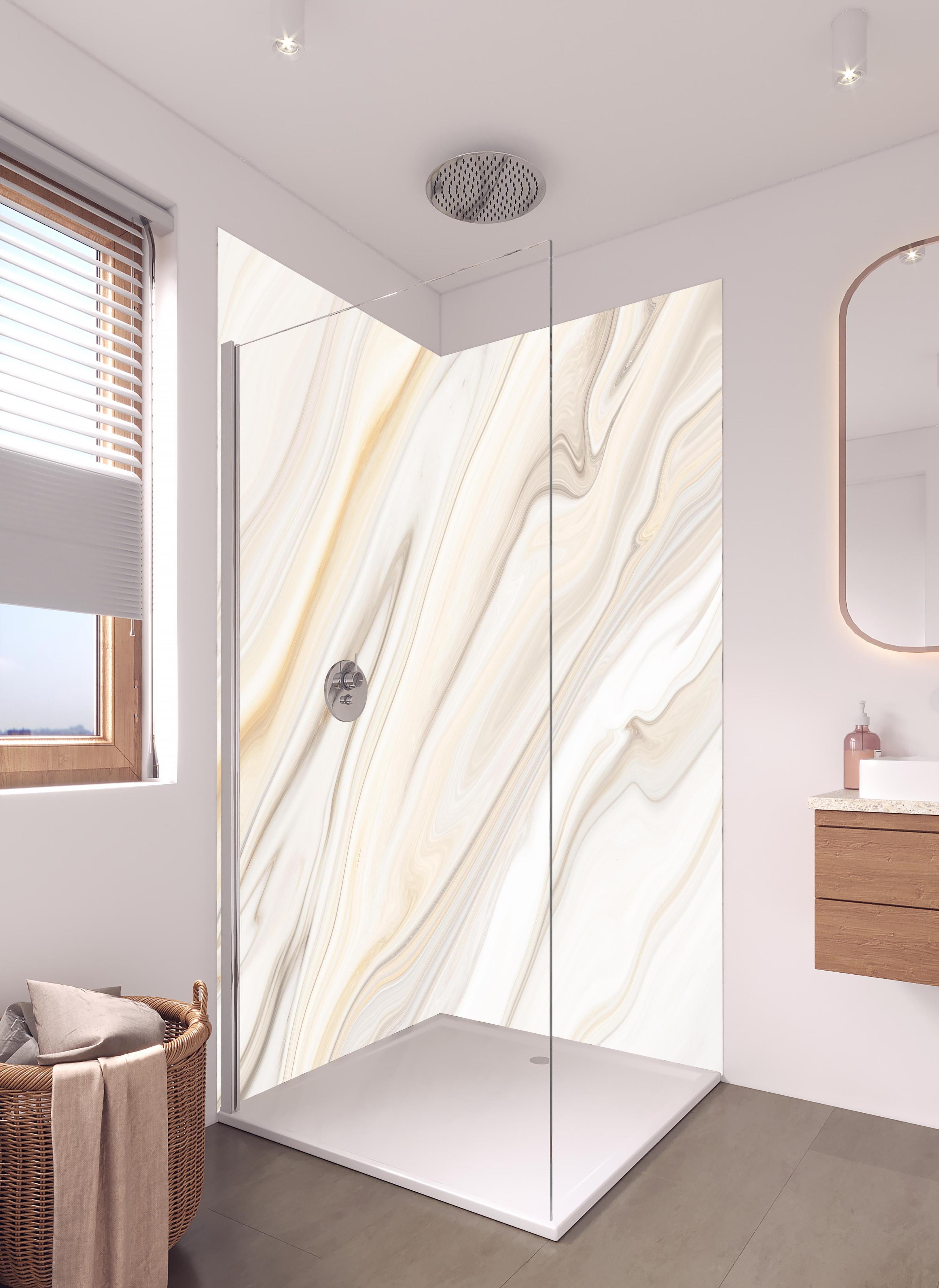Duschrückwand - Marmor - weiß bräunliches Muster in hellem Badezimmer mit Regenduschkopf - zweiteilige Eck-Duschrückwand