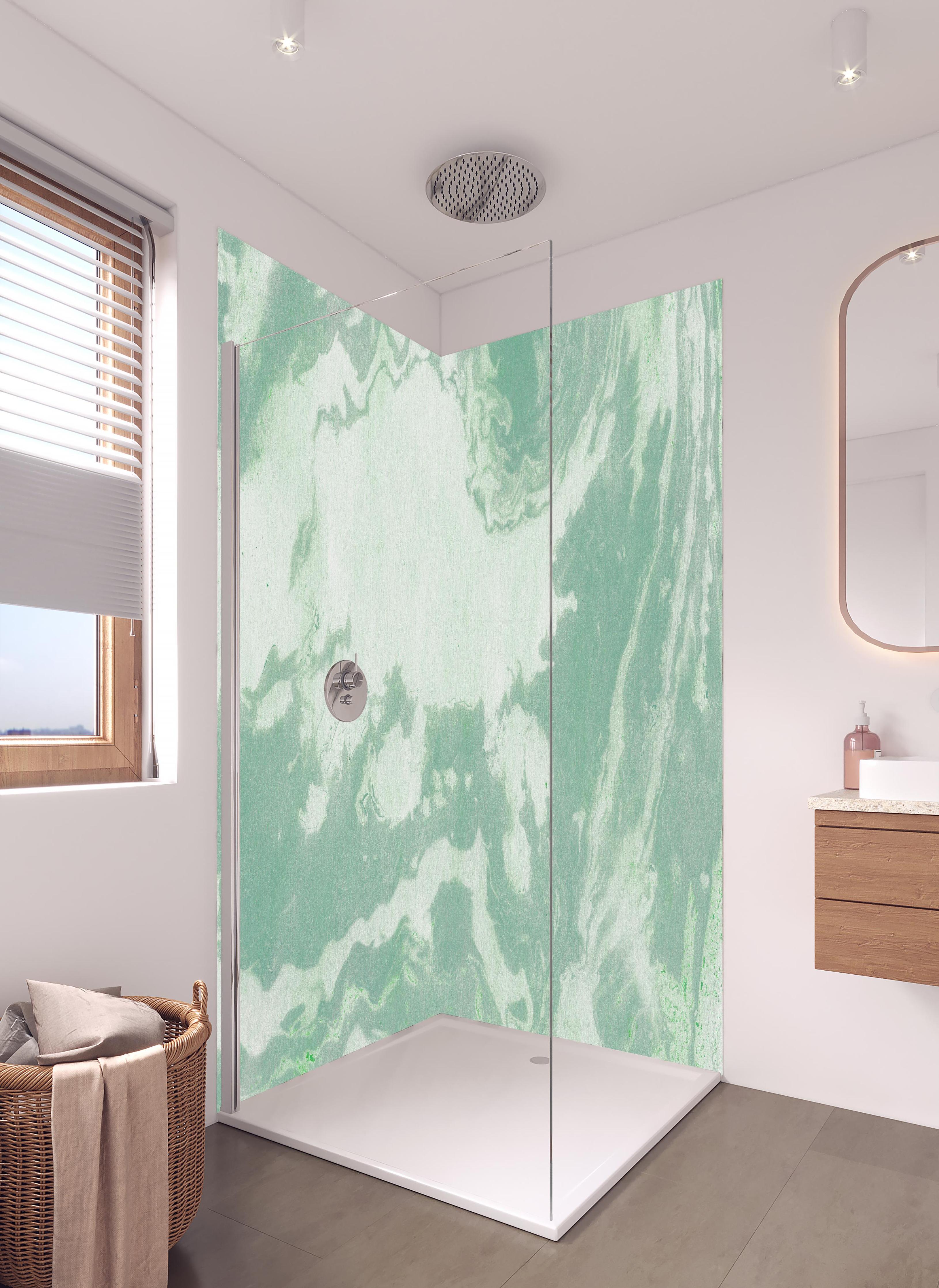 Duschrückwand - Marmor Oberfläche - Pastellmalerei in hellem Badezimmer mit Regenduschkopf - zweiteilige Eck-Duschrückwand
