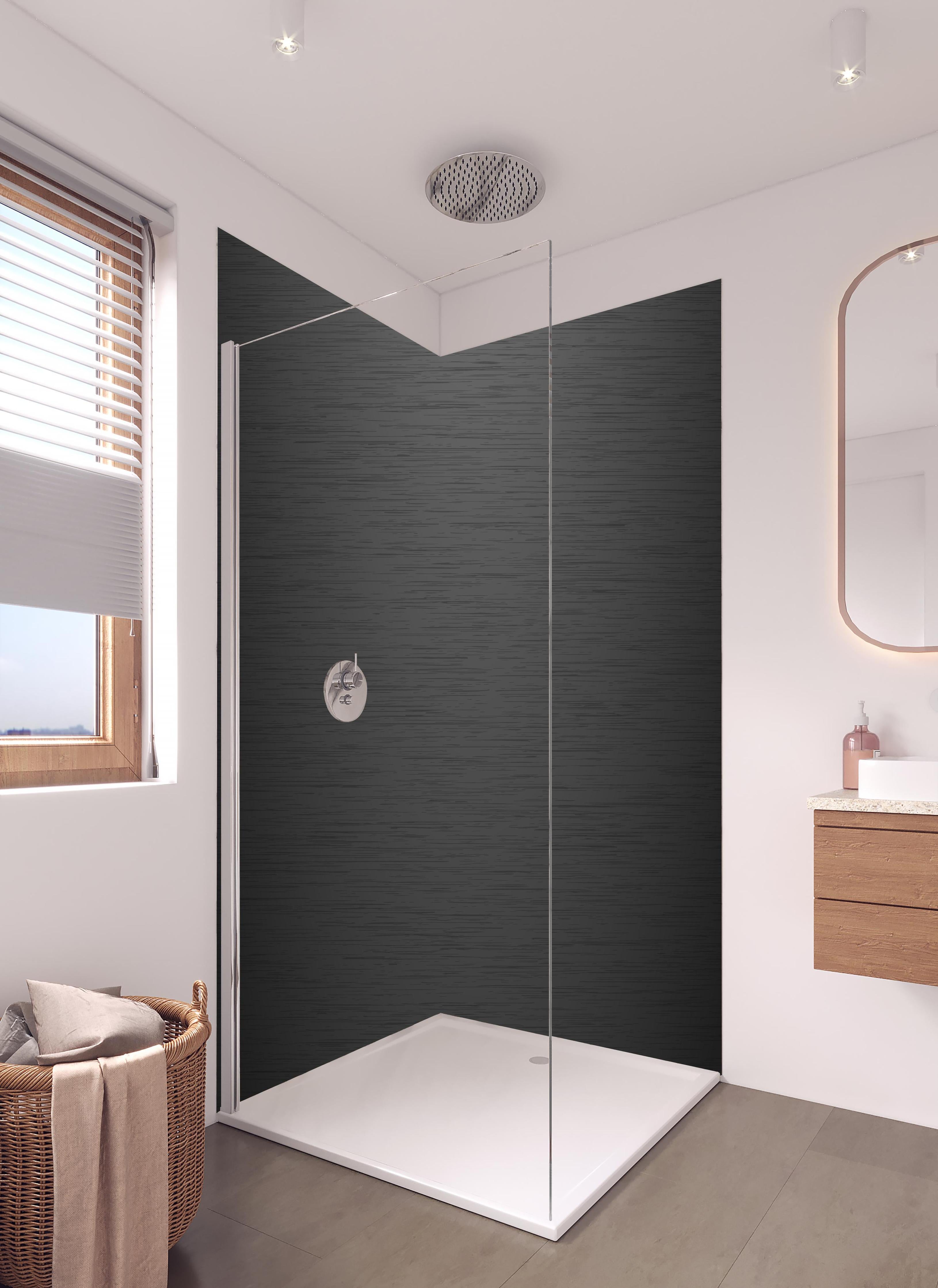 Duschrückwand - Moderne Dunkelgraue Strukturoberfläche in hellem Badezimmer mit Regenduschkopf - zweiteilige Eck-Duschrückwand