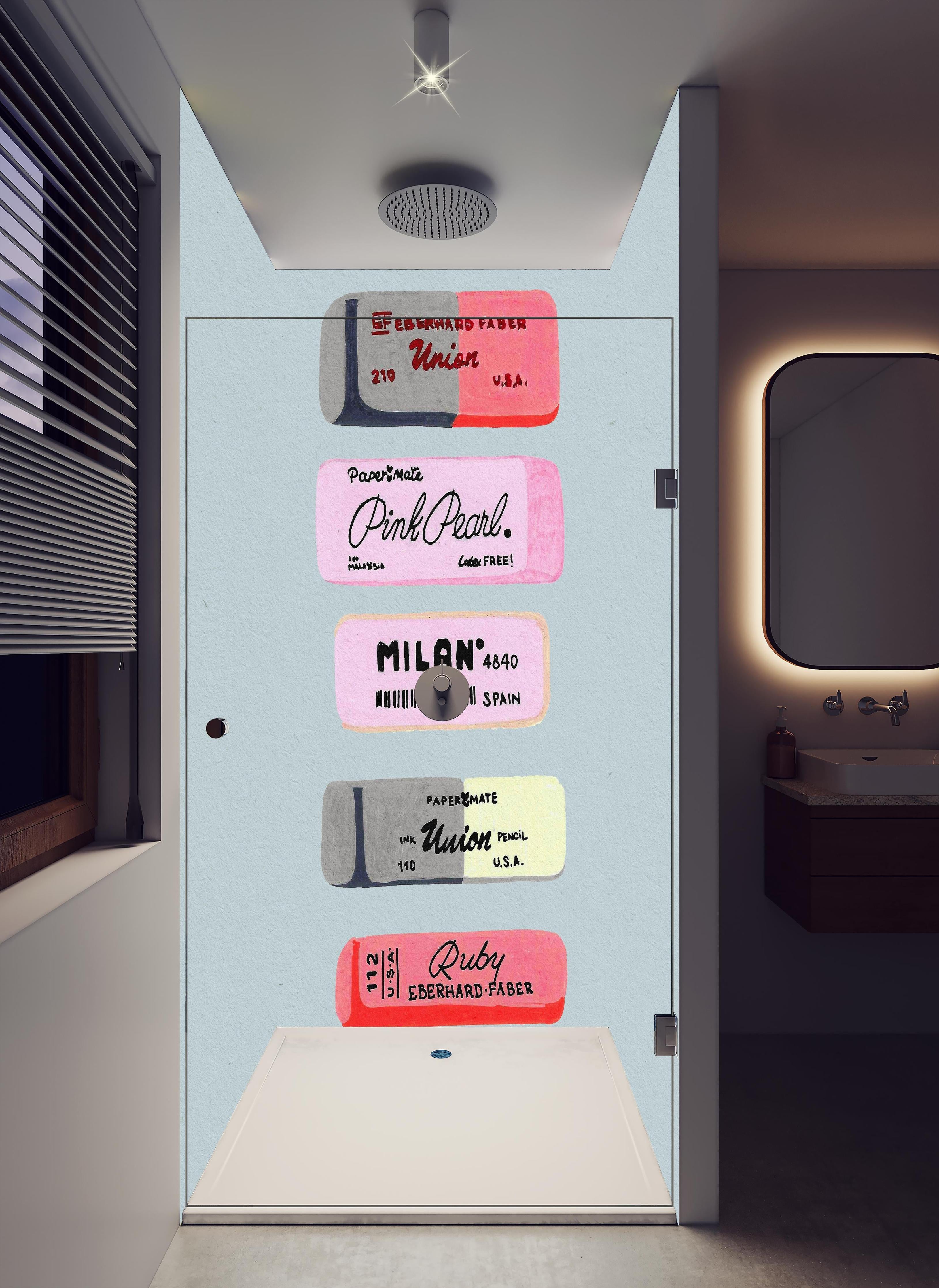 Duschrückwand - Moderne Radiergummis - Pastellfarben in hellem Badezimmer mit Regenduschkopf - zweiteilige Eck-Duschrückwand