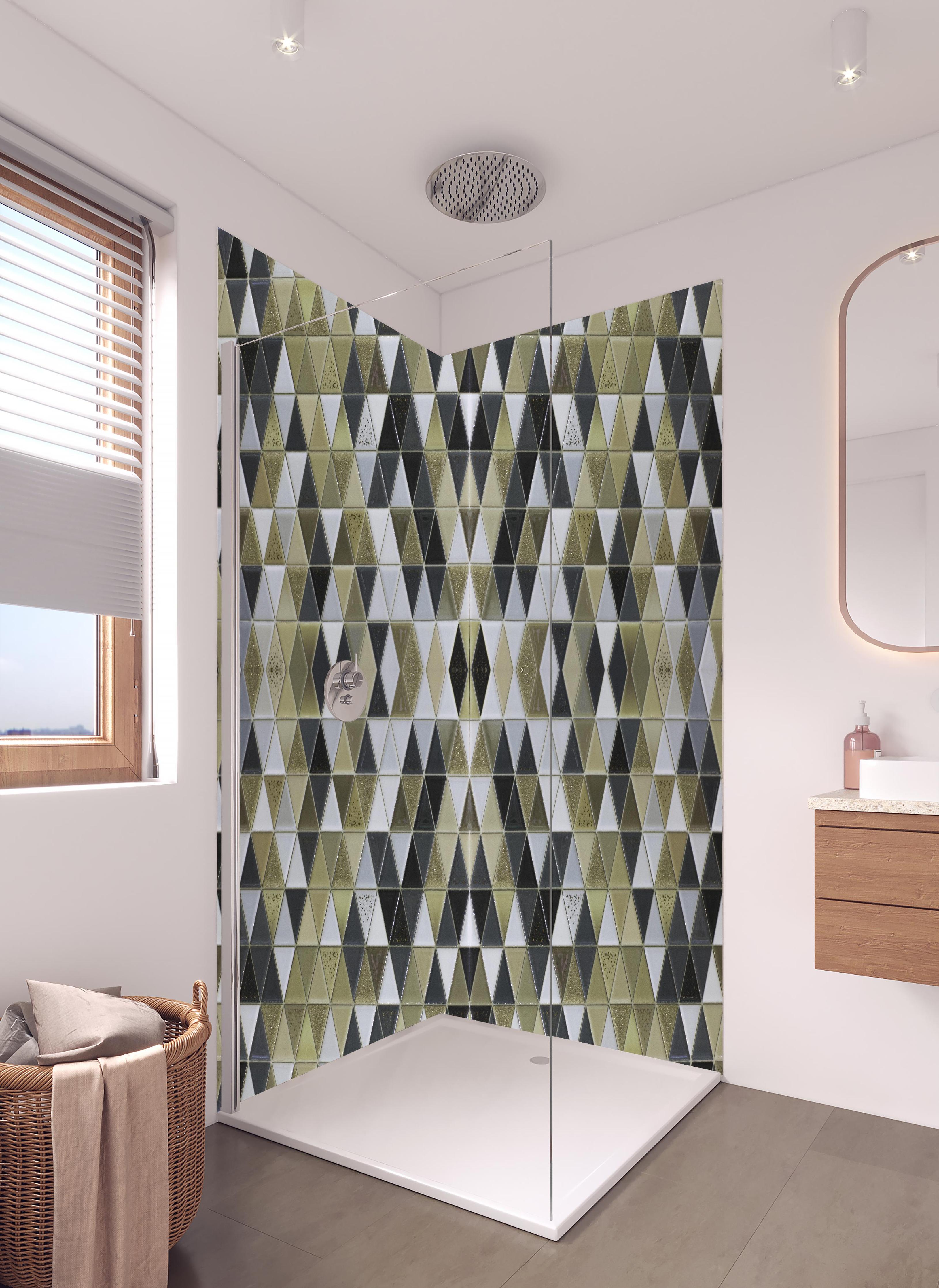 Duschrückwand - Modernes Schwarz-Gold-Design Texturmuster in hellem Badezimmer mit Regenduschkopf - zweiteilige Eck-Duschrückwand