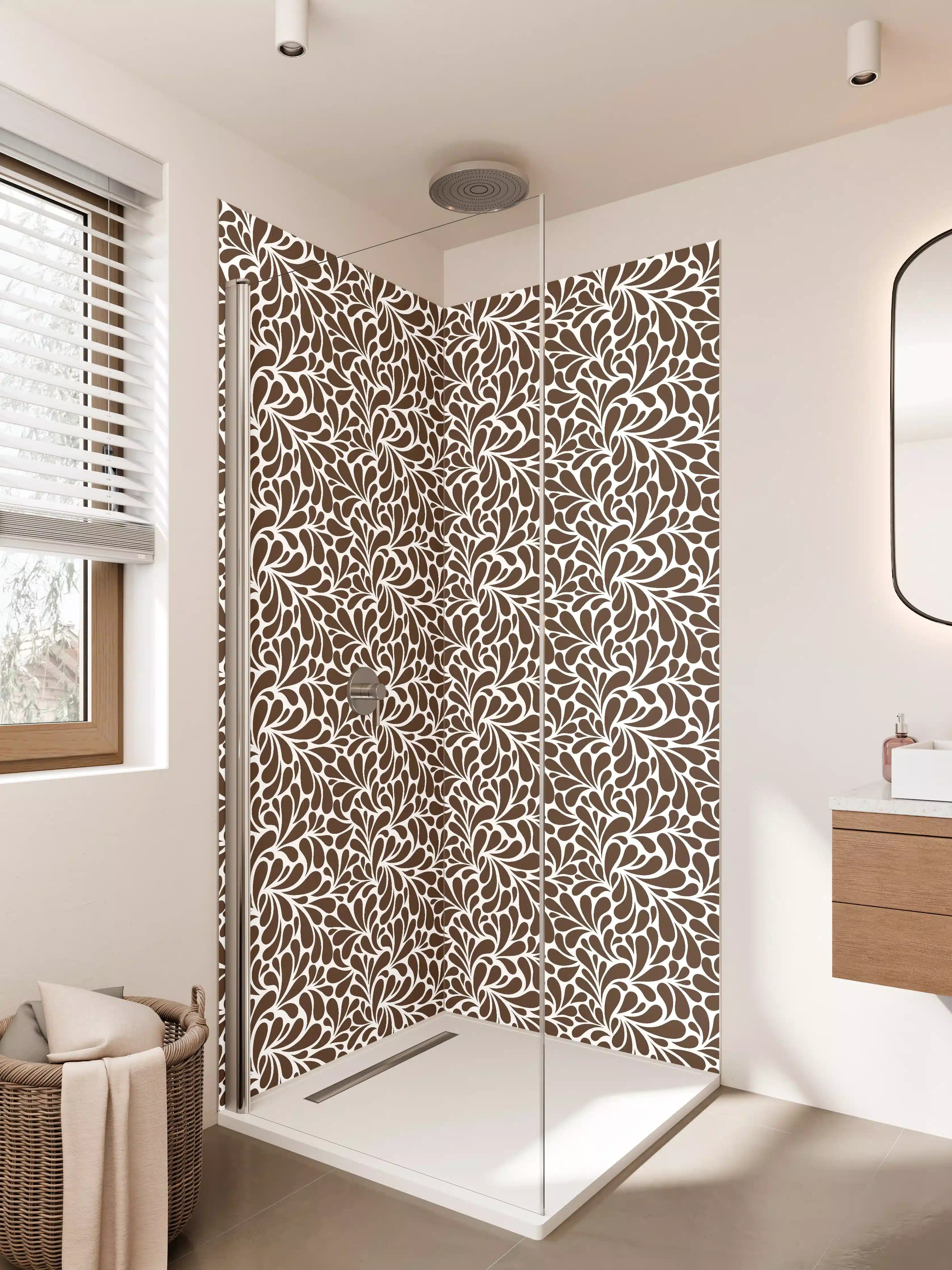 Duschrückwand - Muster mit braunen und weißen Blättern