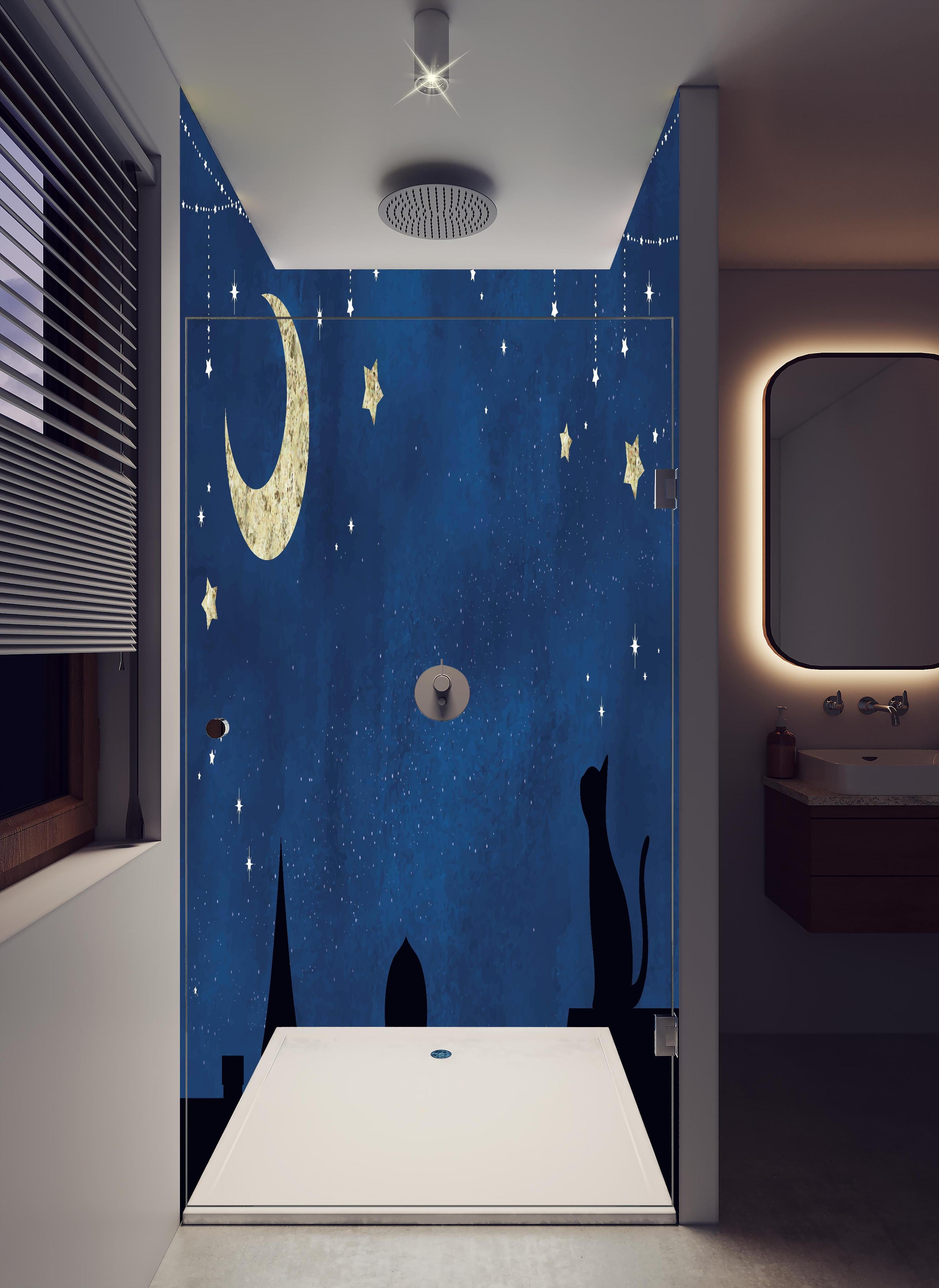 Duschrückwand - Nächtlicher Sternenhimmel mit Katze in hellem Badezimmer mit Regenduschkopf - zweiteilige Eck-Duschrückwand