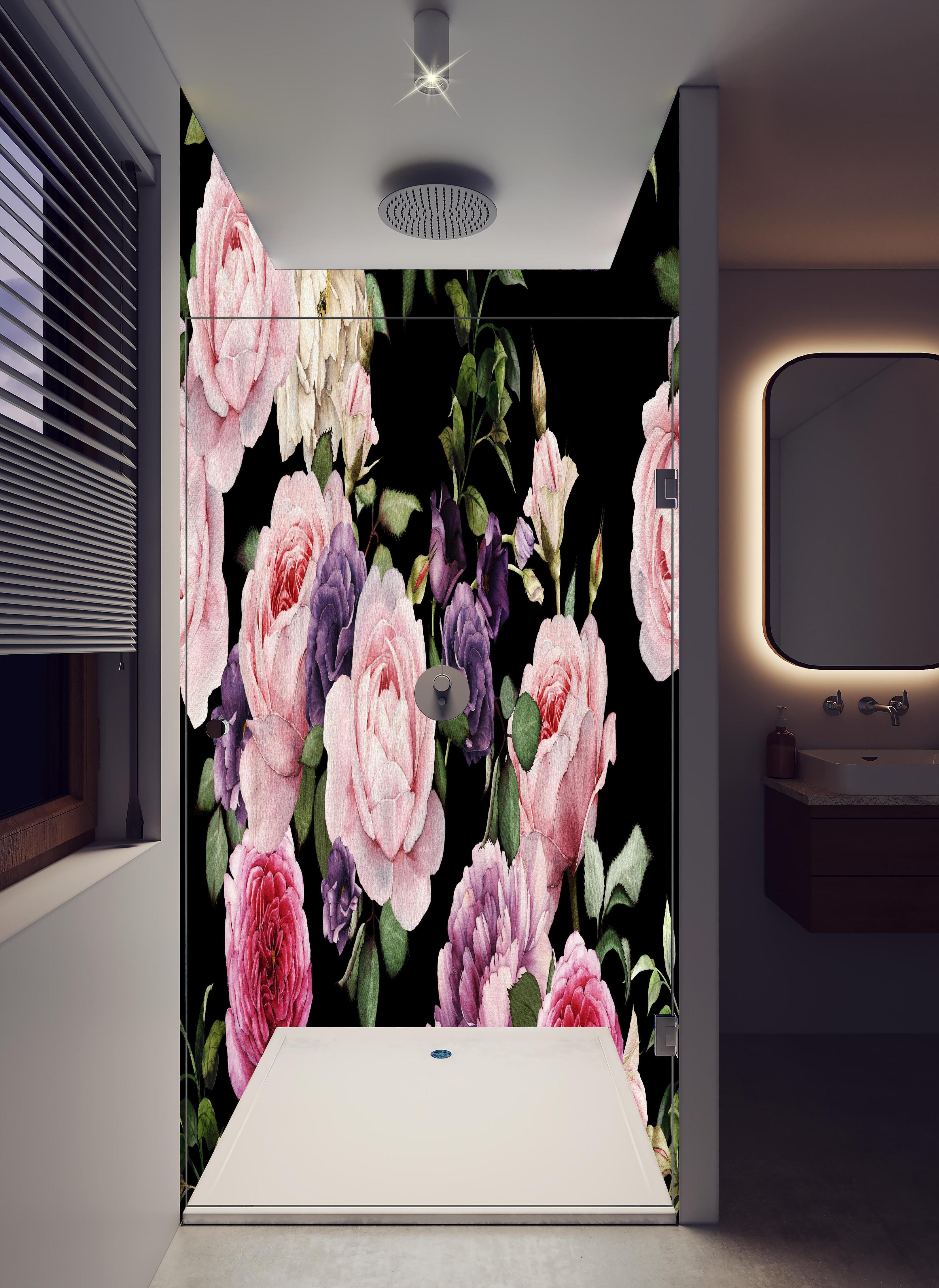 Duschrückwand - Nahtloses florales Muster mit Rosen in hellem Badezimmer mit Regenduschkopf - zweiteilige Eck-Duschrückwand