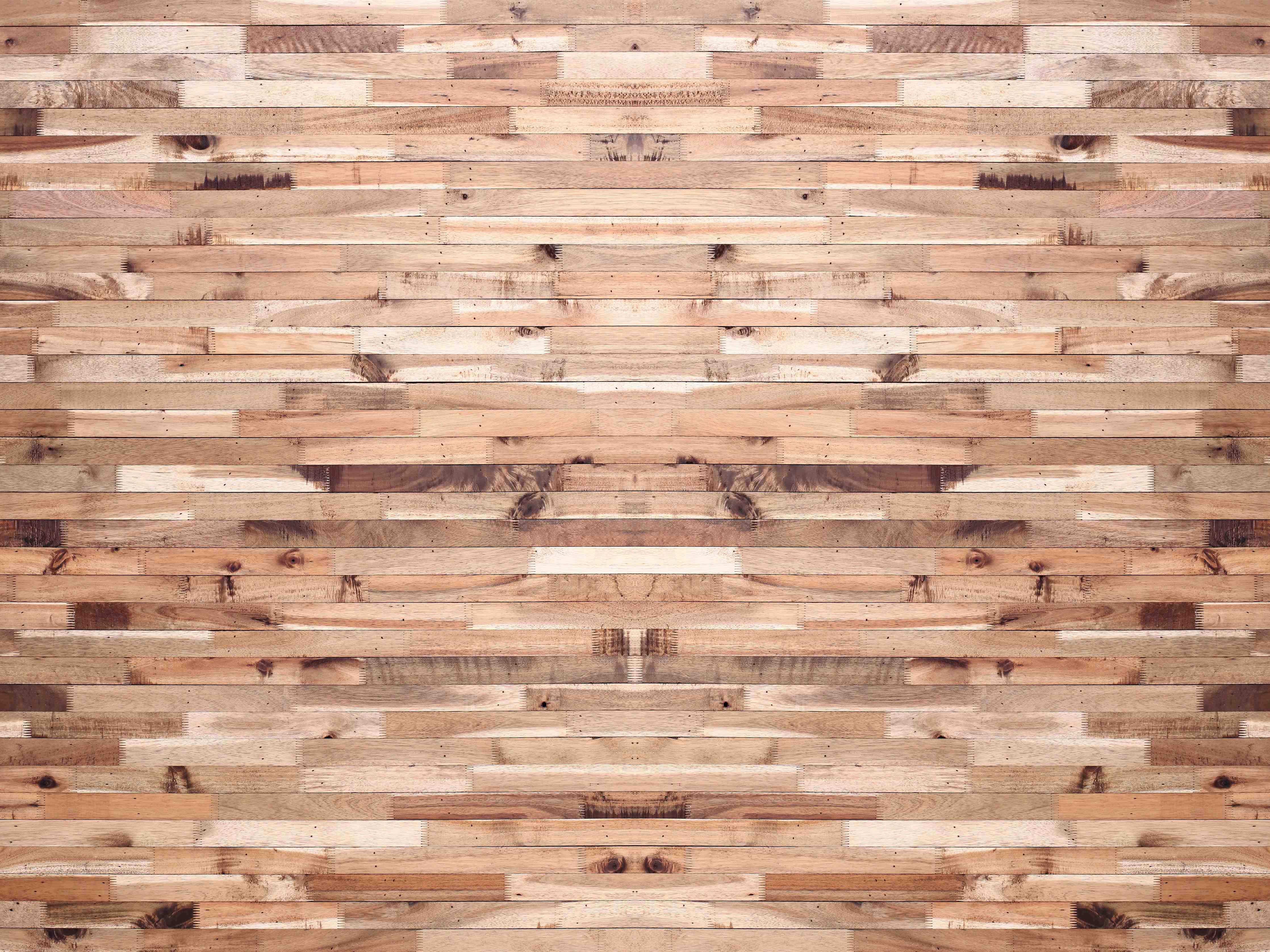 Duschrückwand-Natürliche Holzoptik mit warmen Tönen