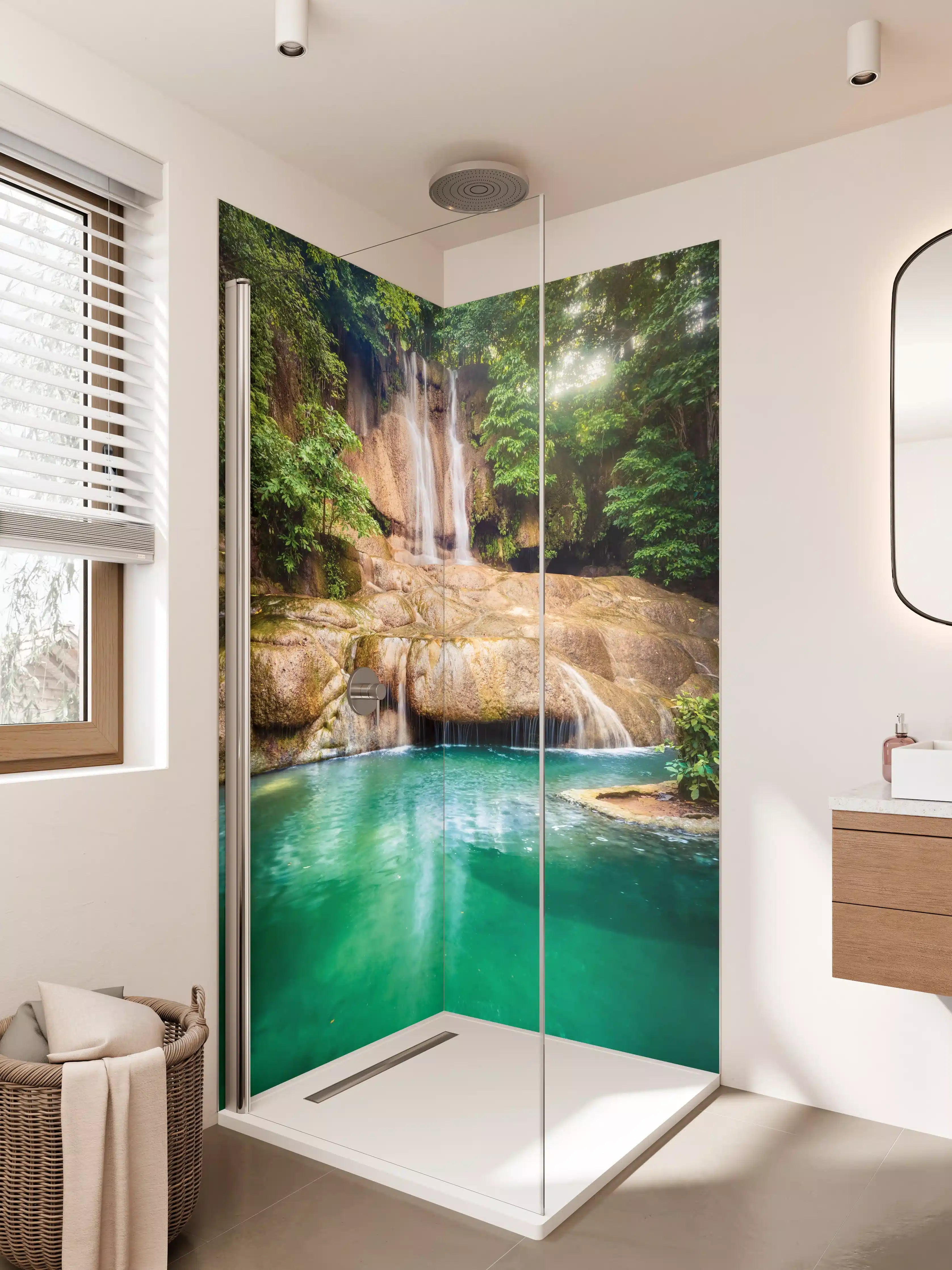 Duschrückwand - Naturidyll mit Wasserfall und türkisfarbenem Wasser